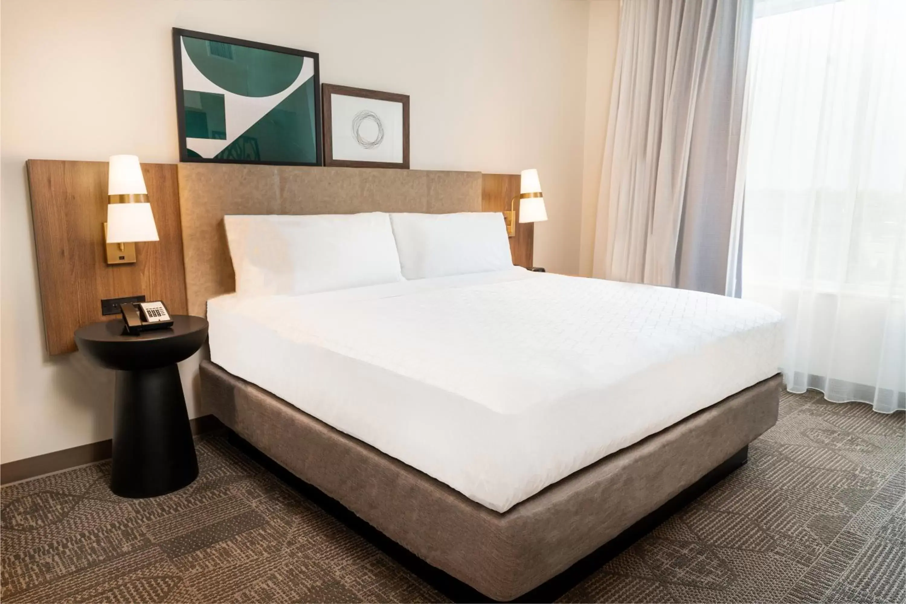 Bed in Staybridge Suites - Nashville - Vanderbilt, an IHG Hotel