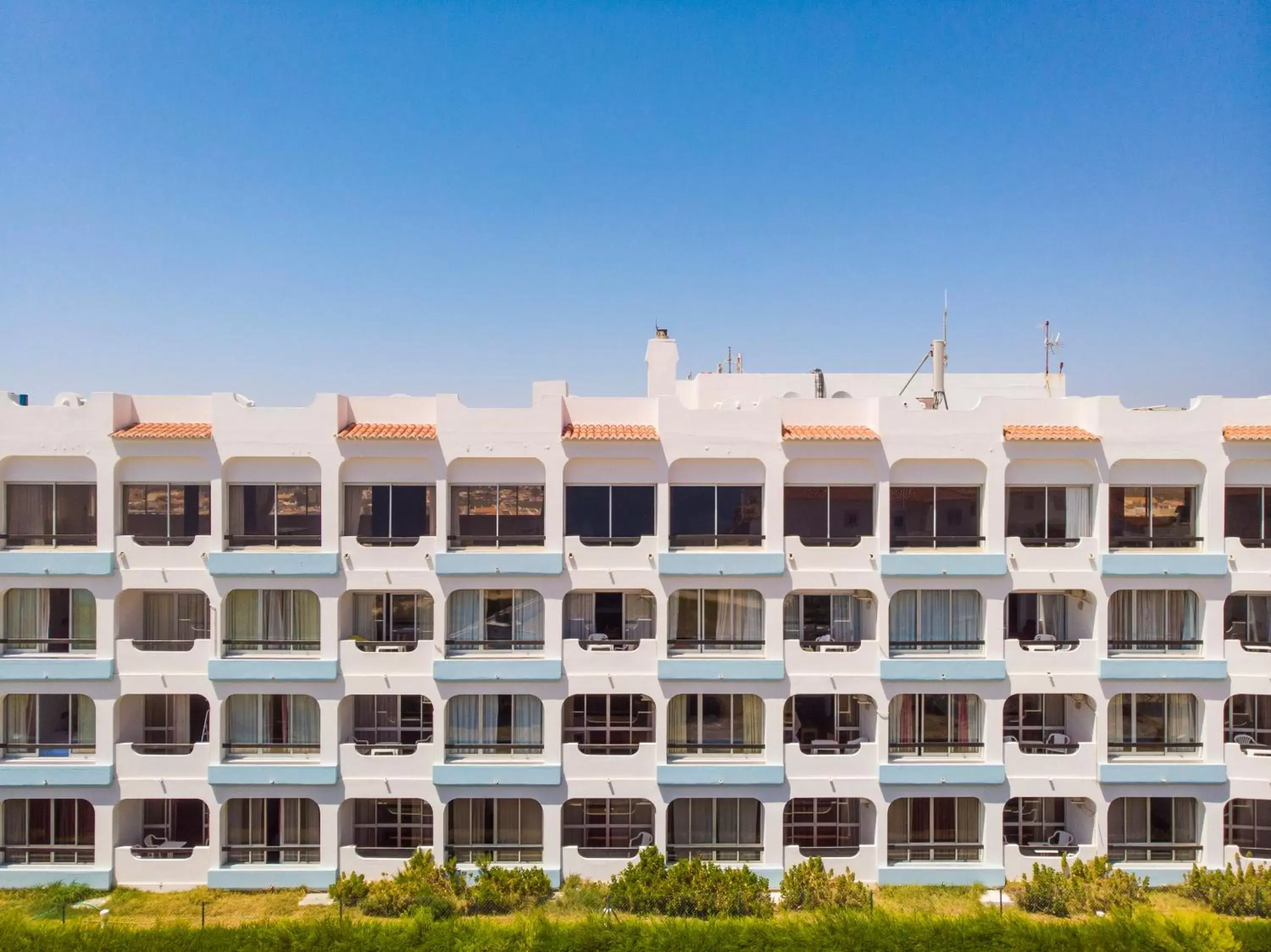 Property building in Aparthotel Navigator Property building in Aparthotel Navigator