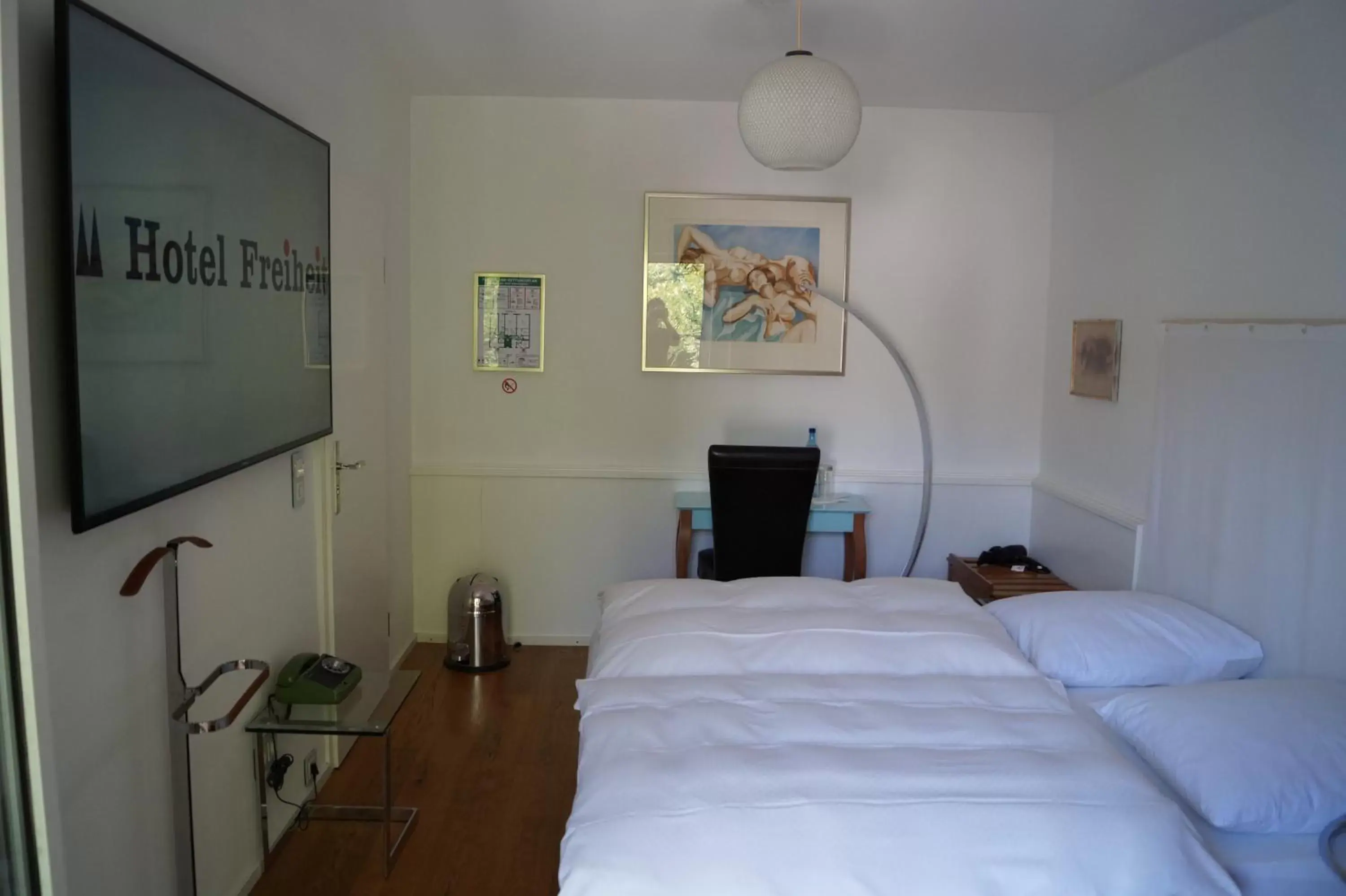 Standard Double Room in Hotel Freiheit