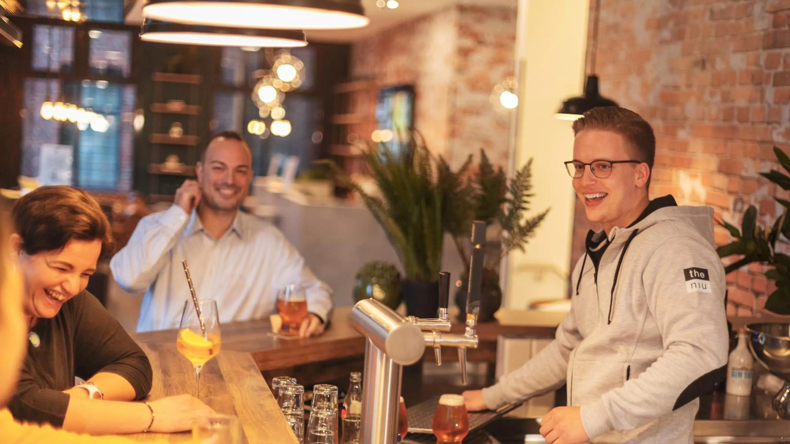 Restaurant/places to eat in Holiday Inn - the niu, Bricks Hamburg Eppendorf by IHG