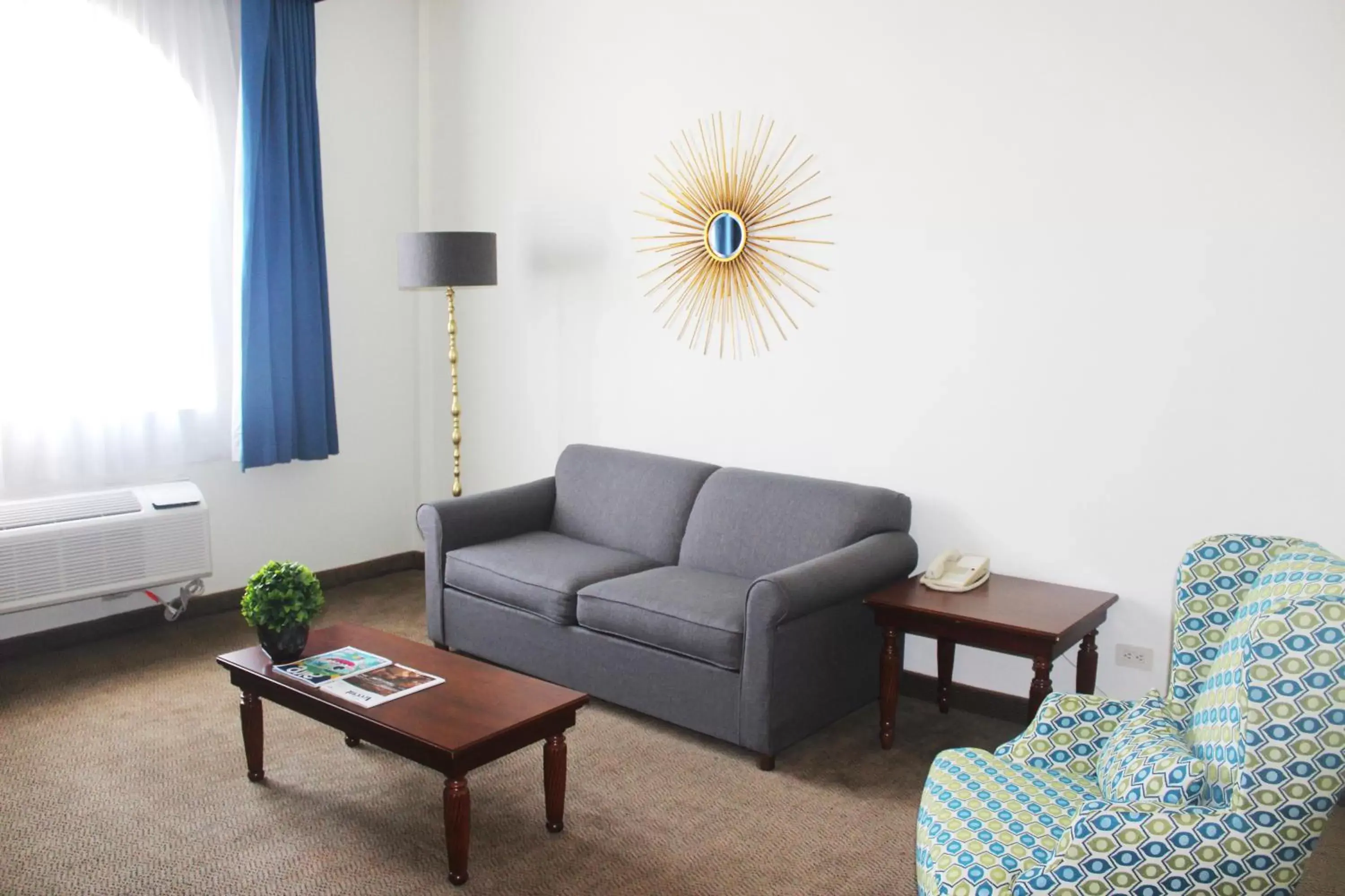 Living room, Seating Area in Best Western PLUS Los Mochis