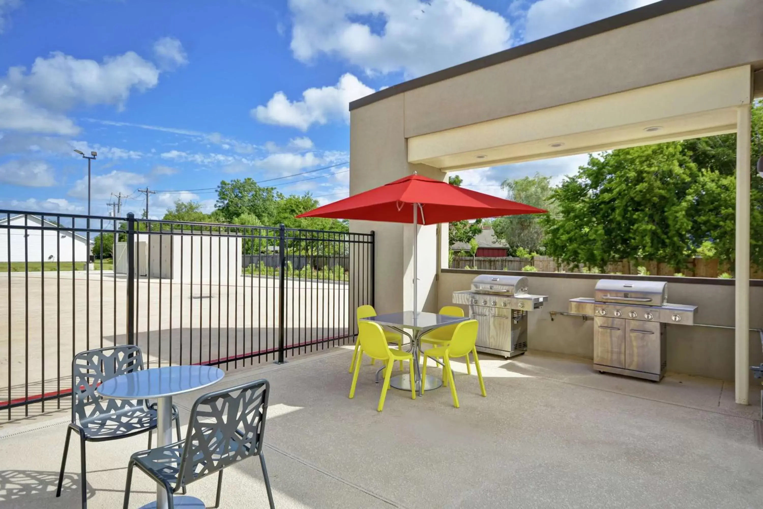Patio in Home2 Suites By Hilton Texas City Houston