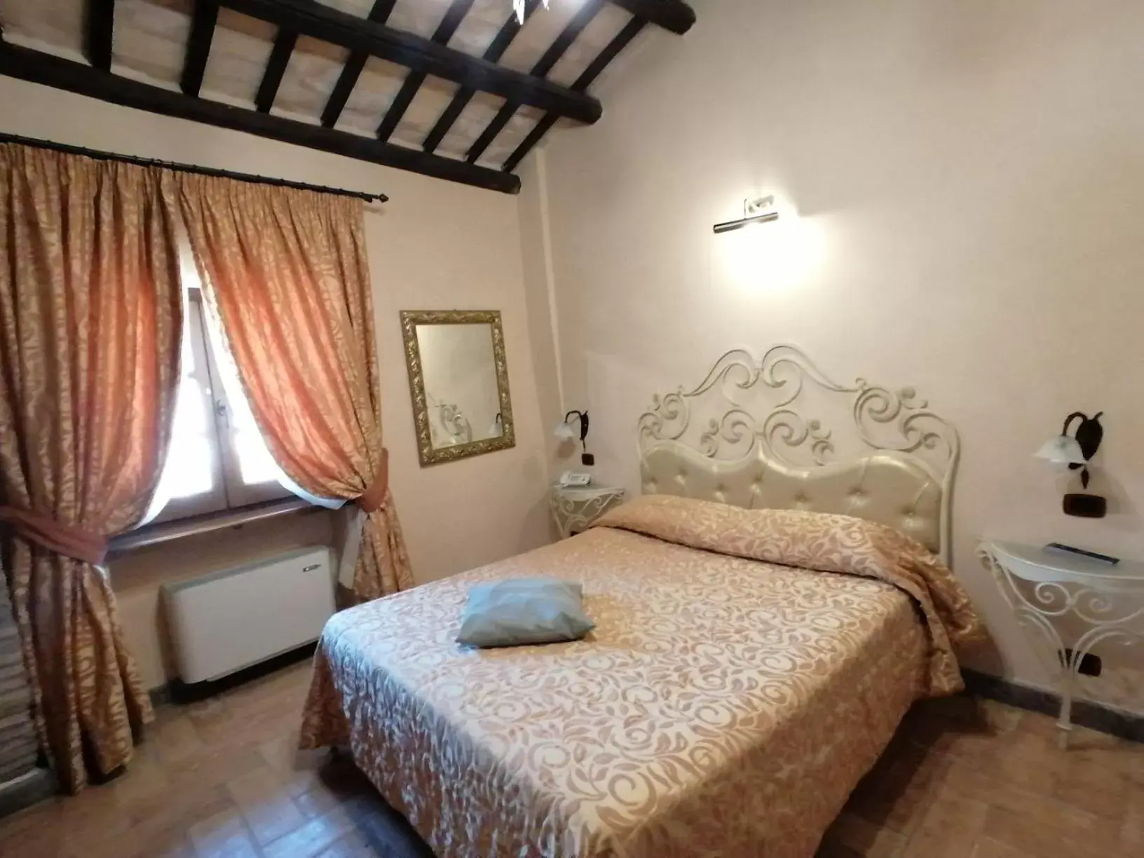 Bedroom in Relais Castrum Boccea