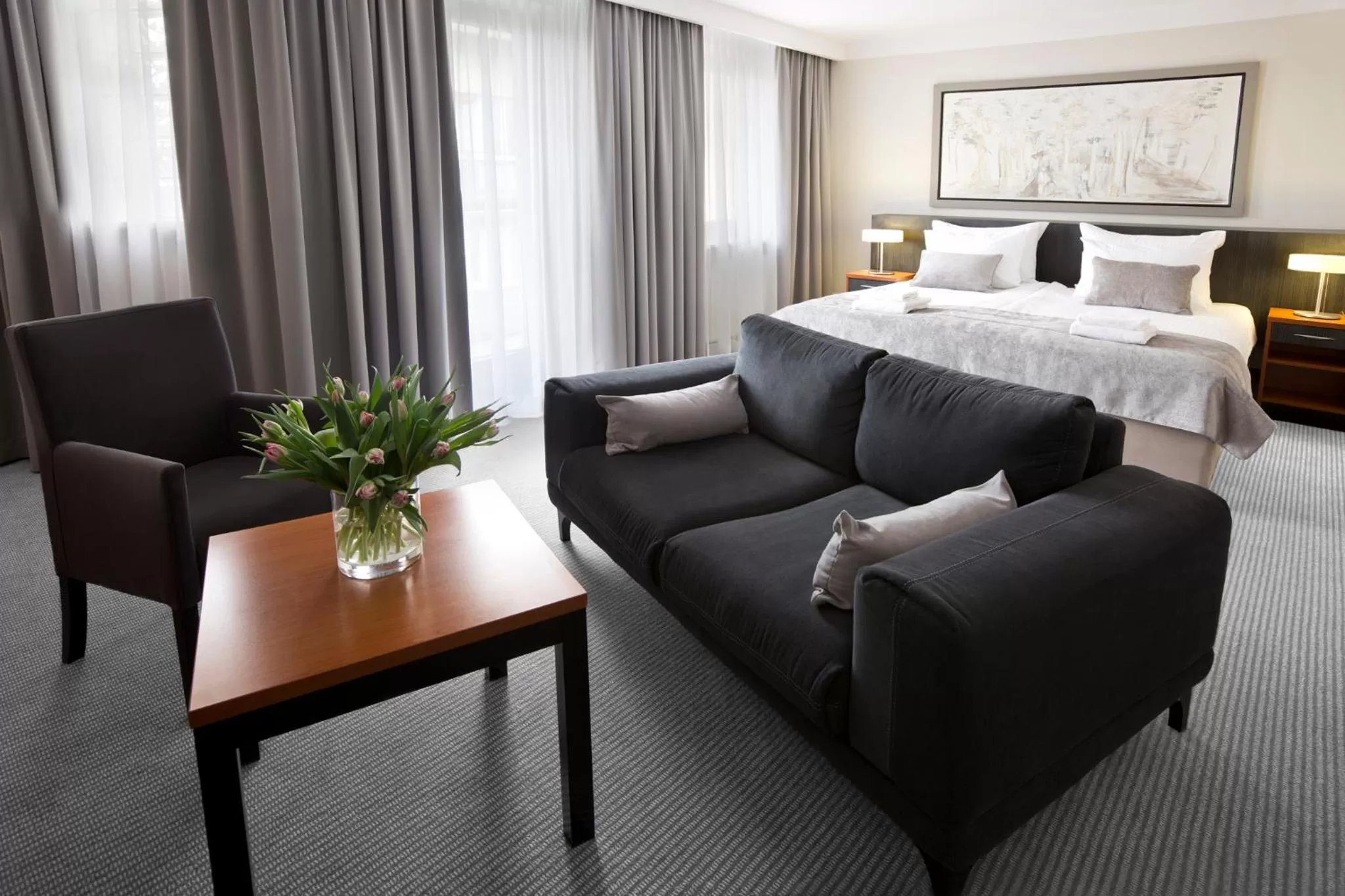 Photo of the whole room, Bed in Benefis Boutique Hotel