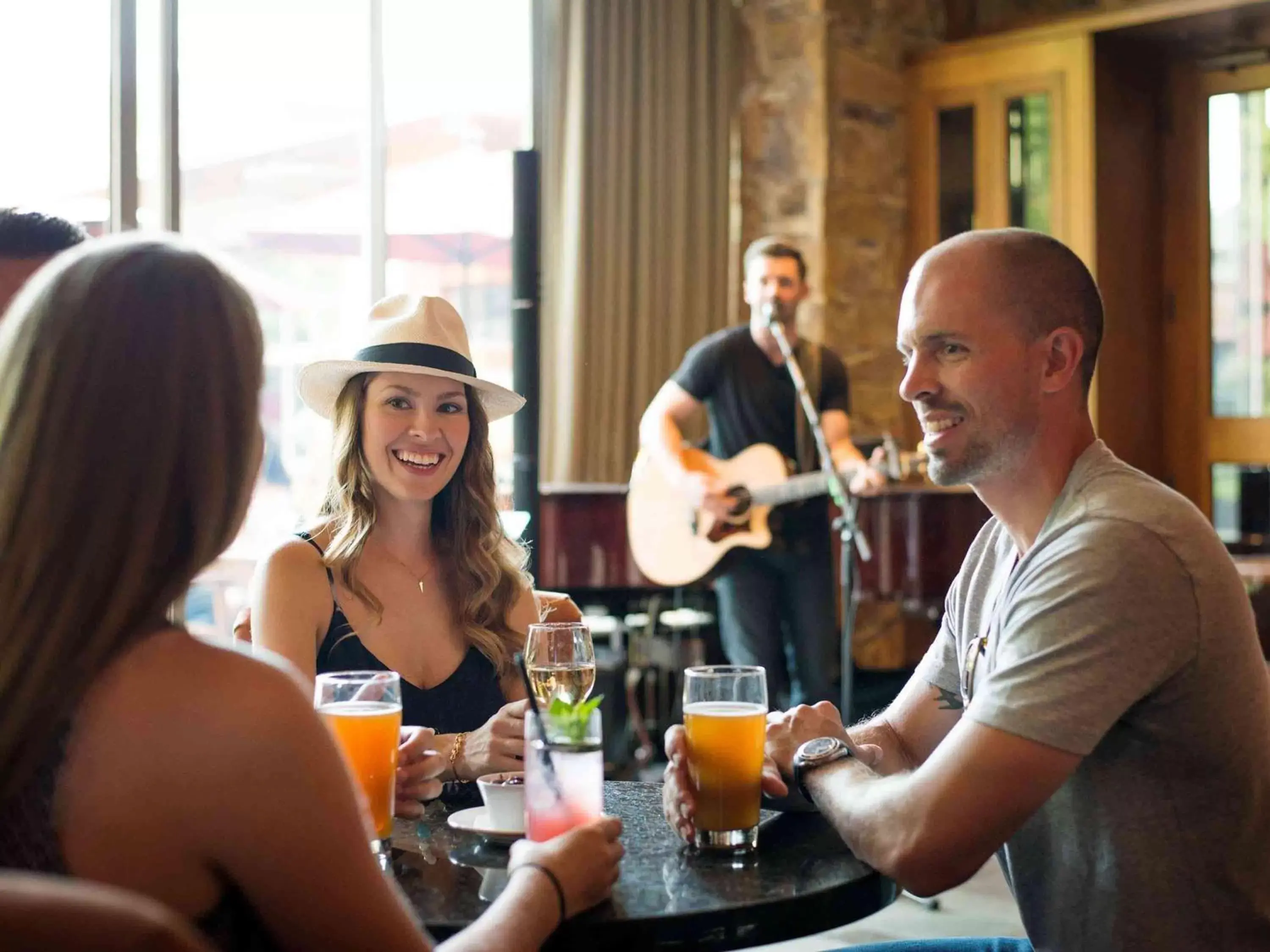 Lounge or bar in Fairmont Chateau Whistler