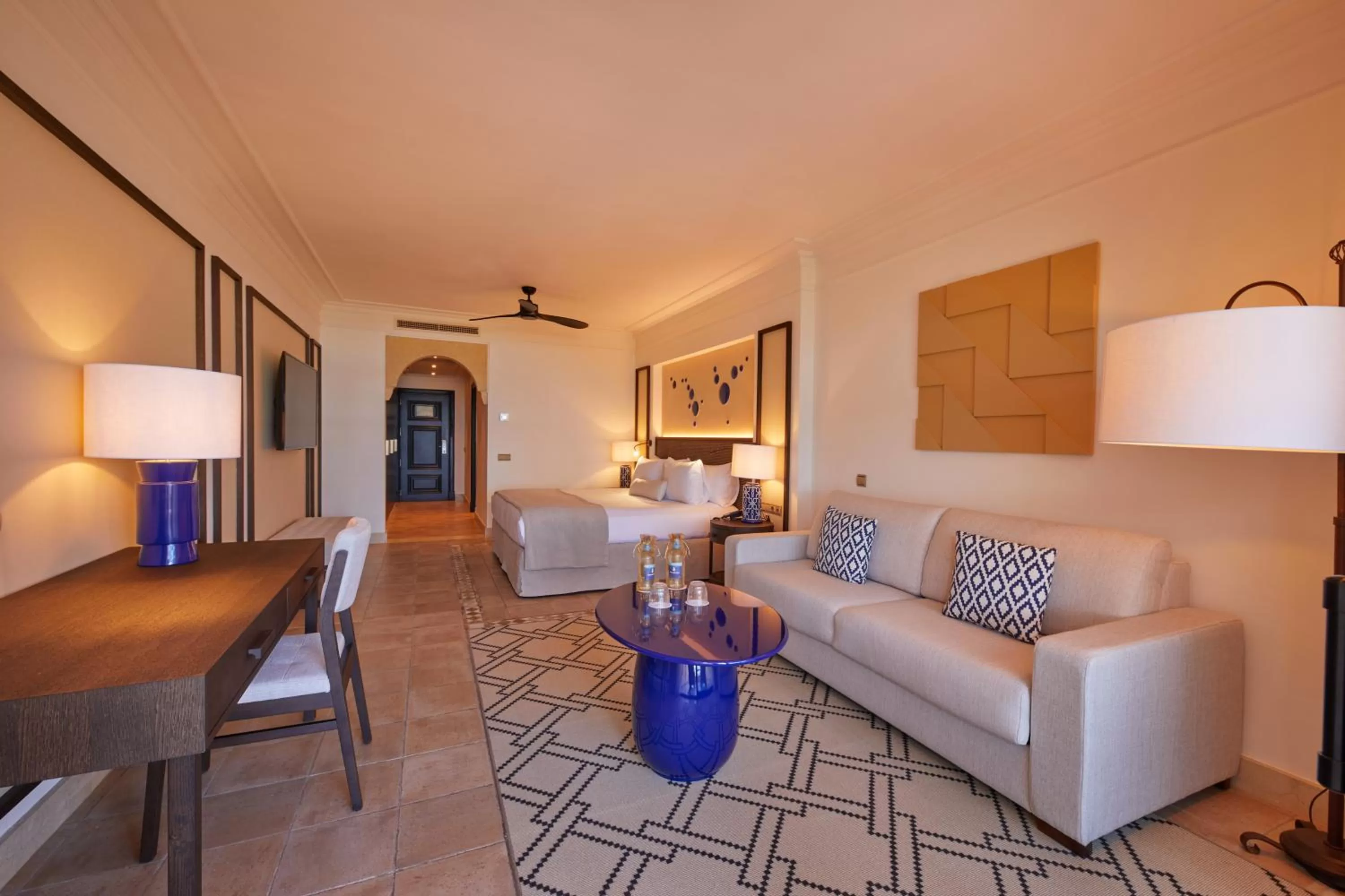 Bed in Secrets Bahía Real Resort & Spa Adults only