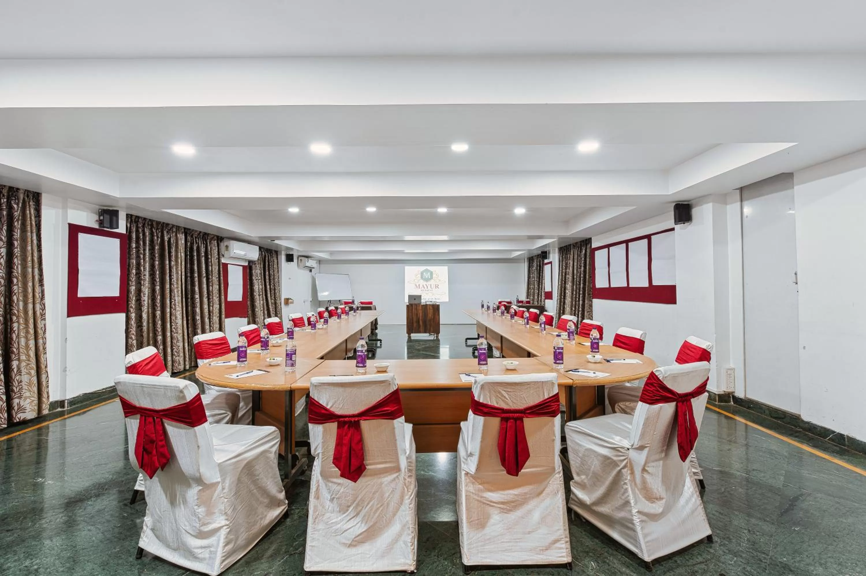 Meeting/conference room in Mayur Retreat & Spa