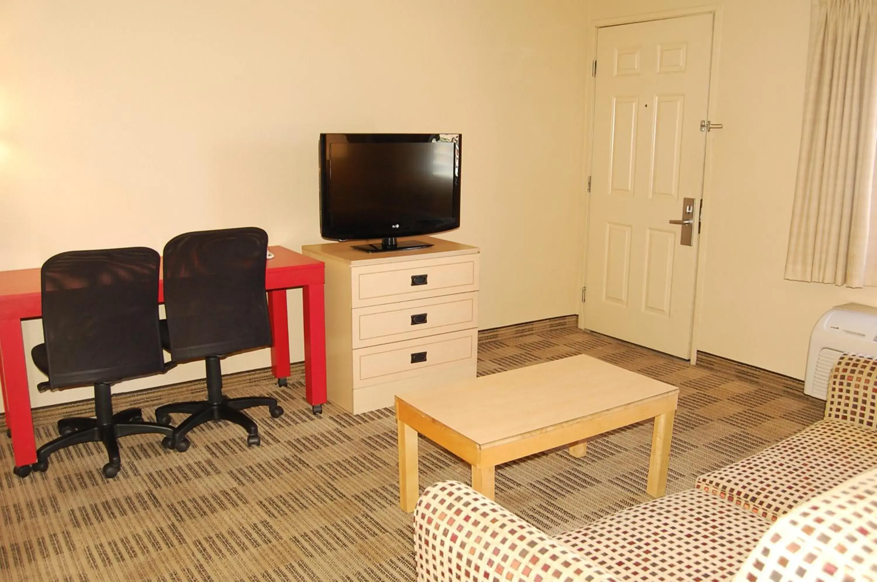 TV and multimedia, TV/Entertainment Center in Extended Stay America Suites - Greensboro - Wendover Ave - Big Tree Way