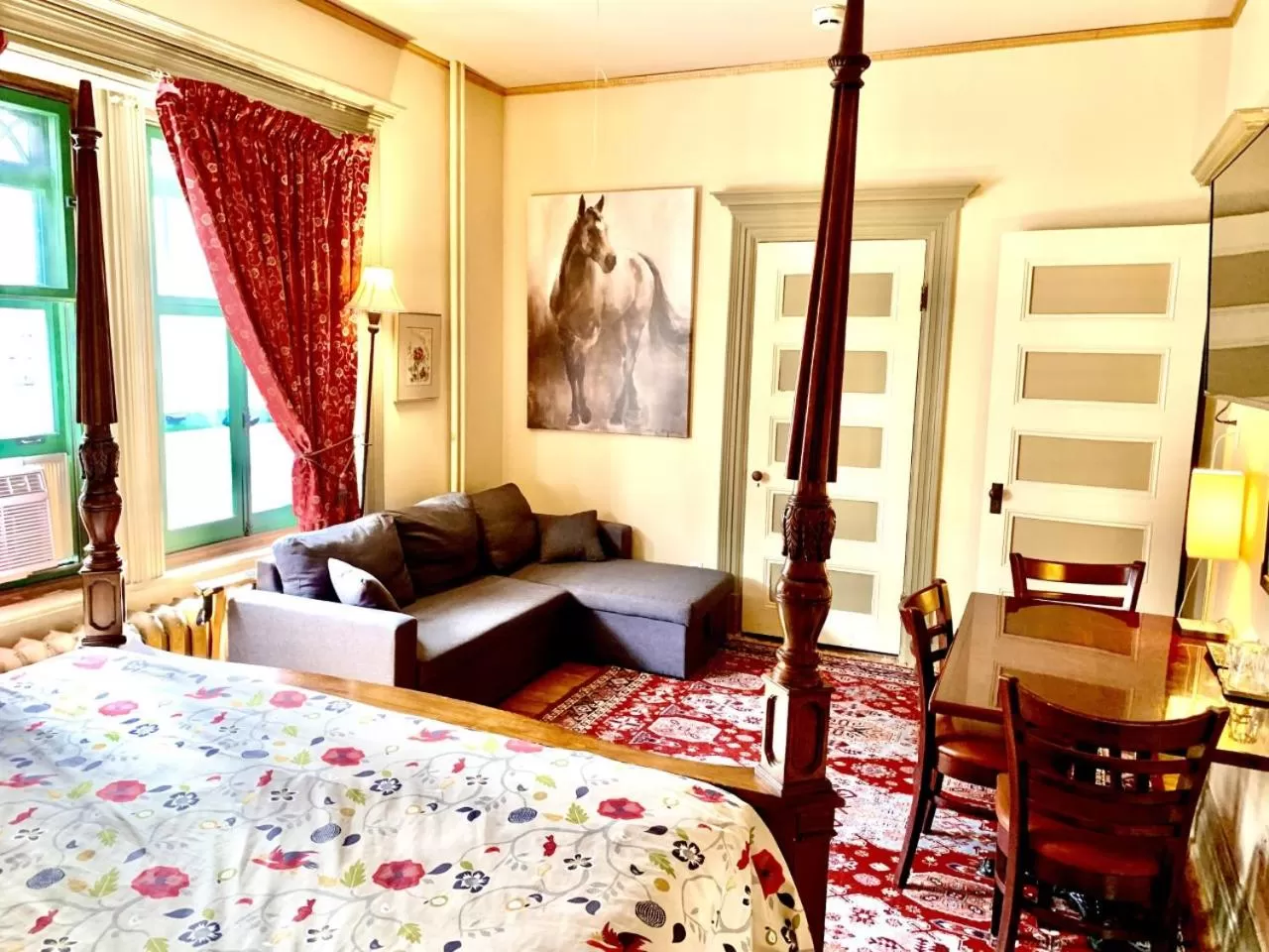 Bedroom, Bed in B&B Quebec