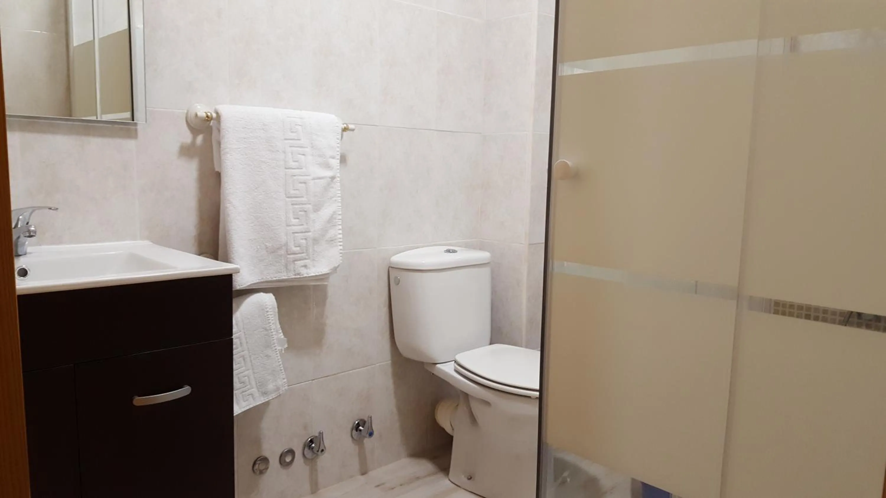 Shower in Hotel Cuatro Caños