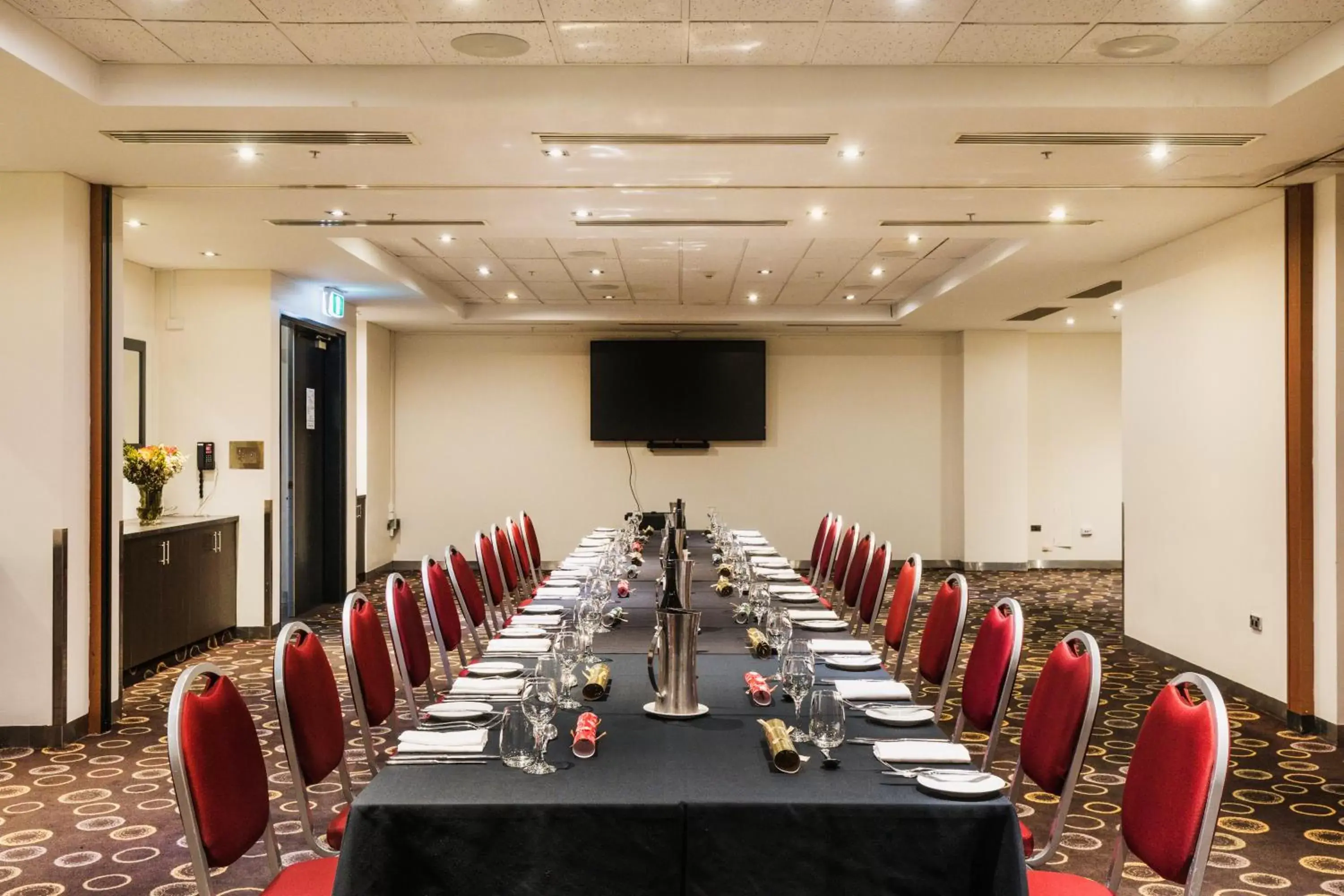 Meeting/conference room in Crowne Plaza Canberra, an IHG Hotel