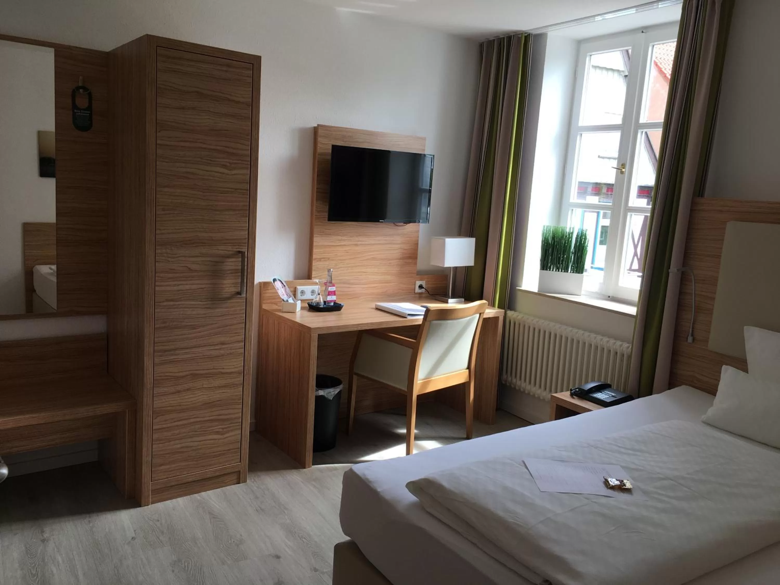 Photo of the whole room, Bed in Alt Warburg