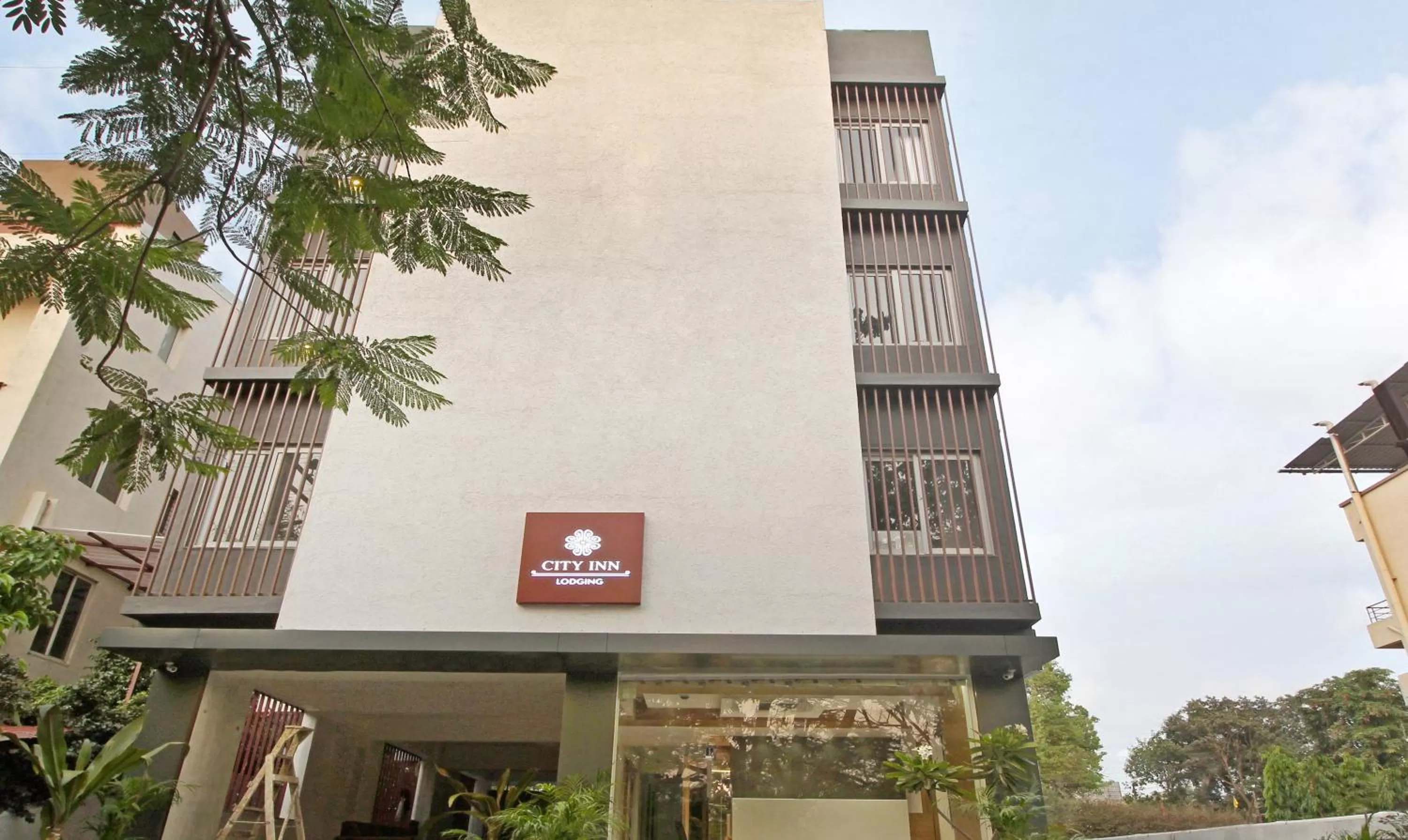 Property building in Treebo City Inn, Satara