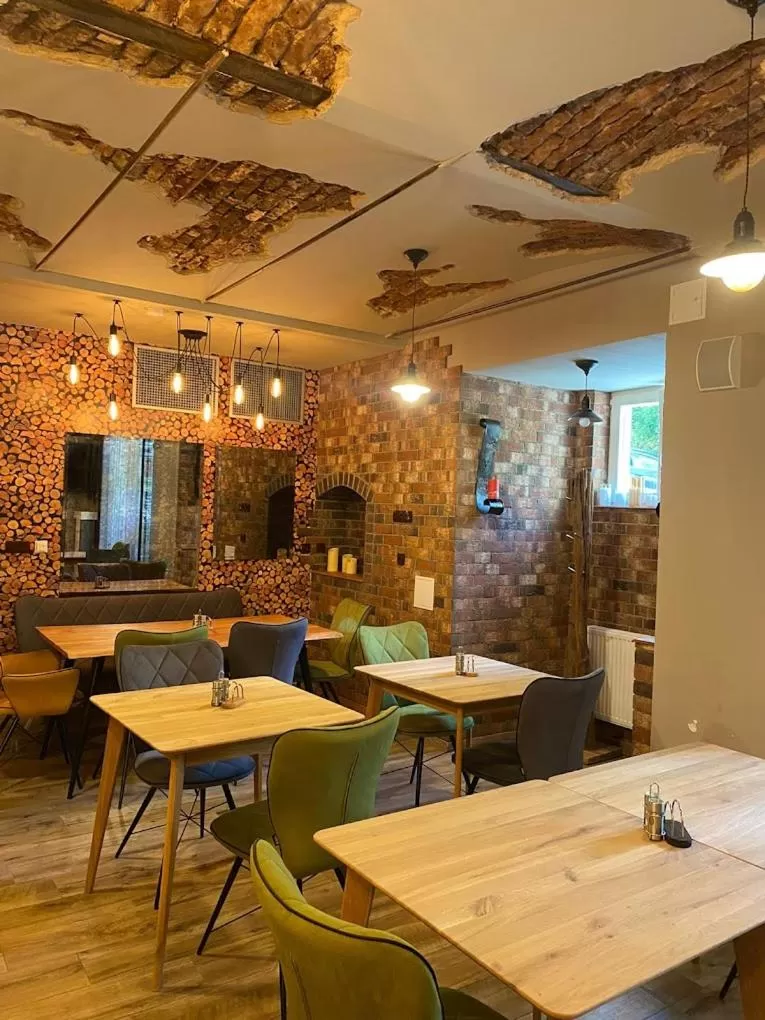 Restaurant/places to eat in Hotel Ambiente Wellness & Spa