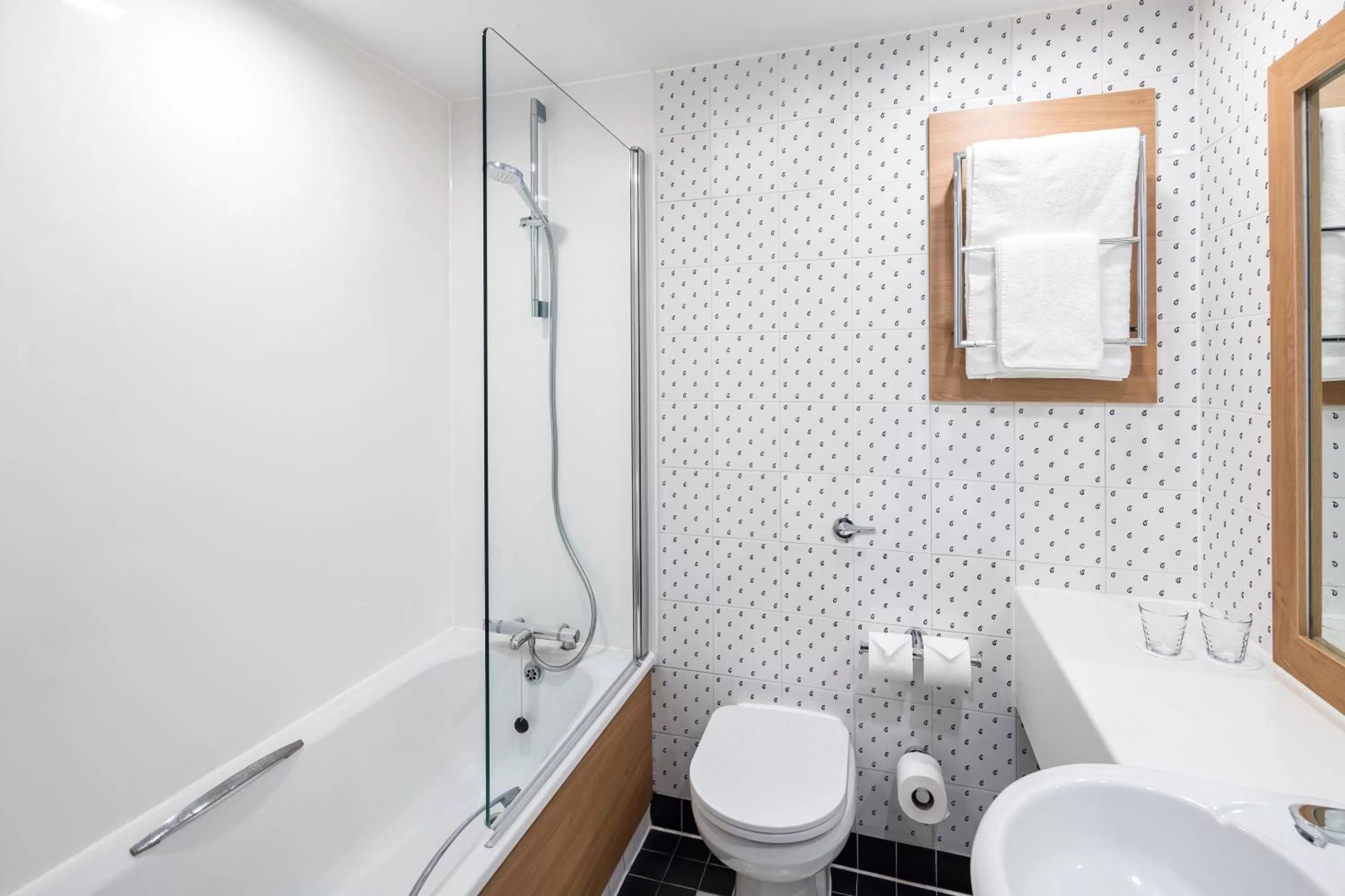Bathroom in Holiday Inn London - Gatwick Airport by IHG
