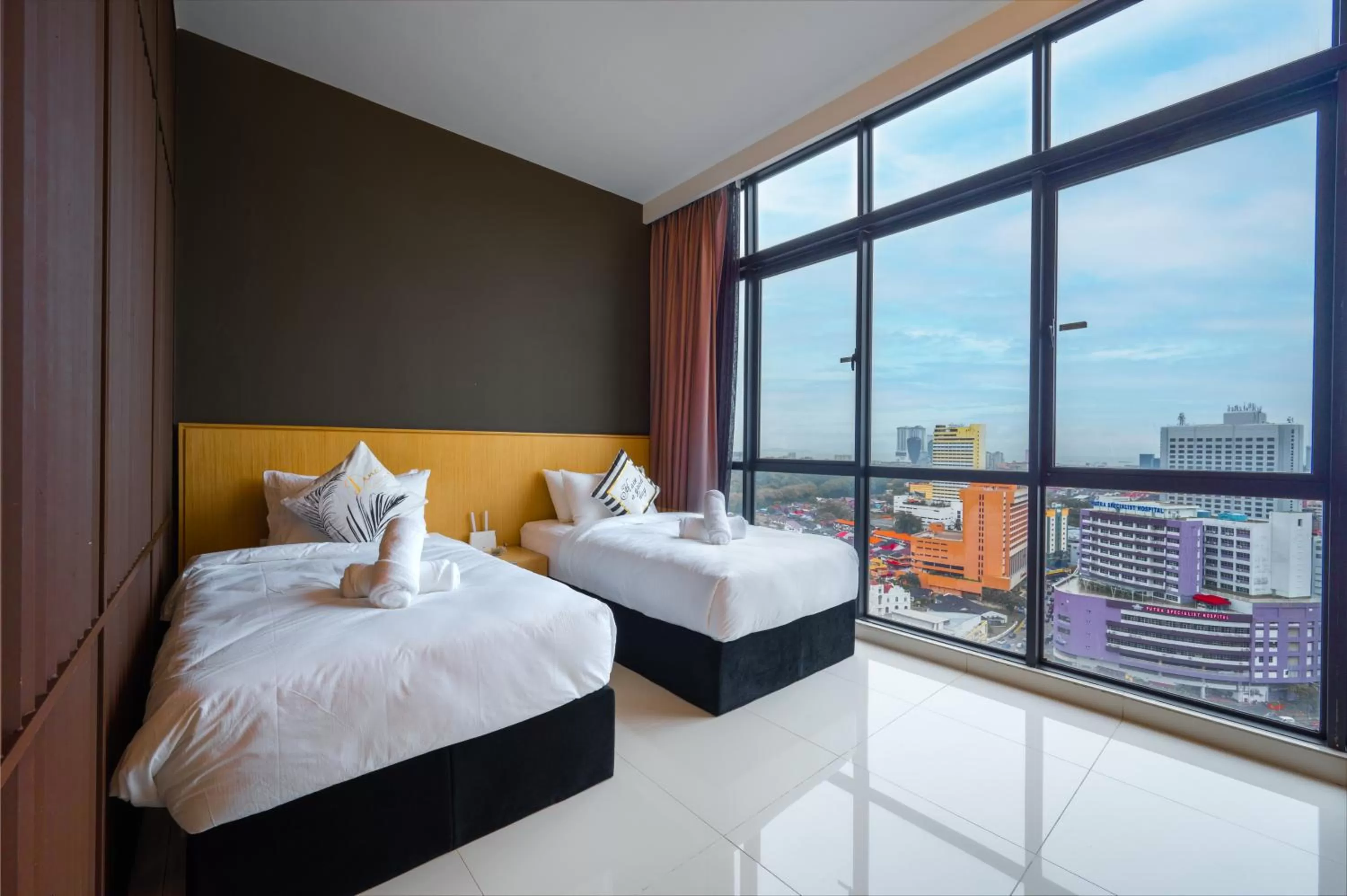 Bedroom, Bed in Greystone 99 Suites