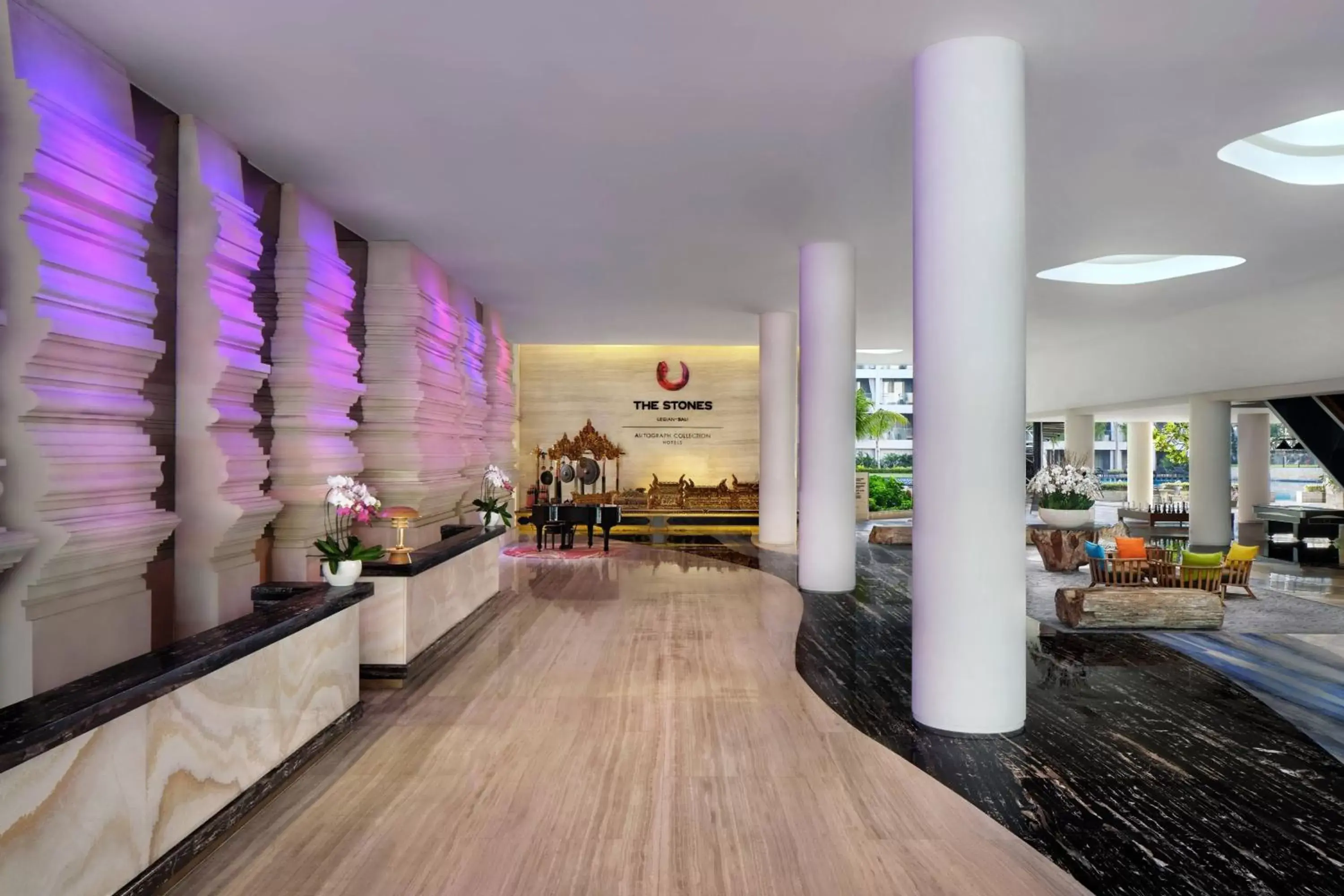 Lobby or reception in The Stones - Legian, Bali - A Marriott Autograph Collection Hotel