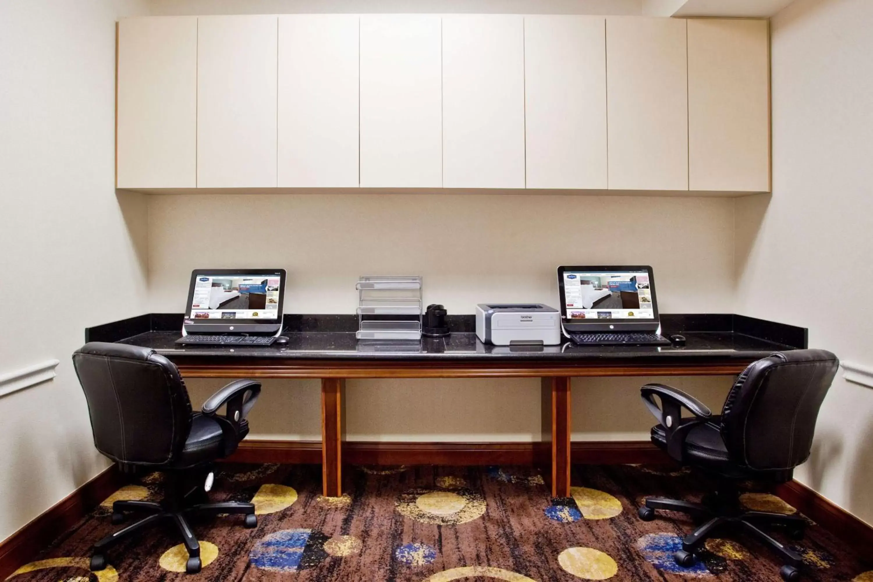 Business facilities in Hampton Inn & Suites Atlanta-Six Flags