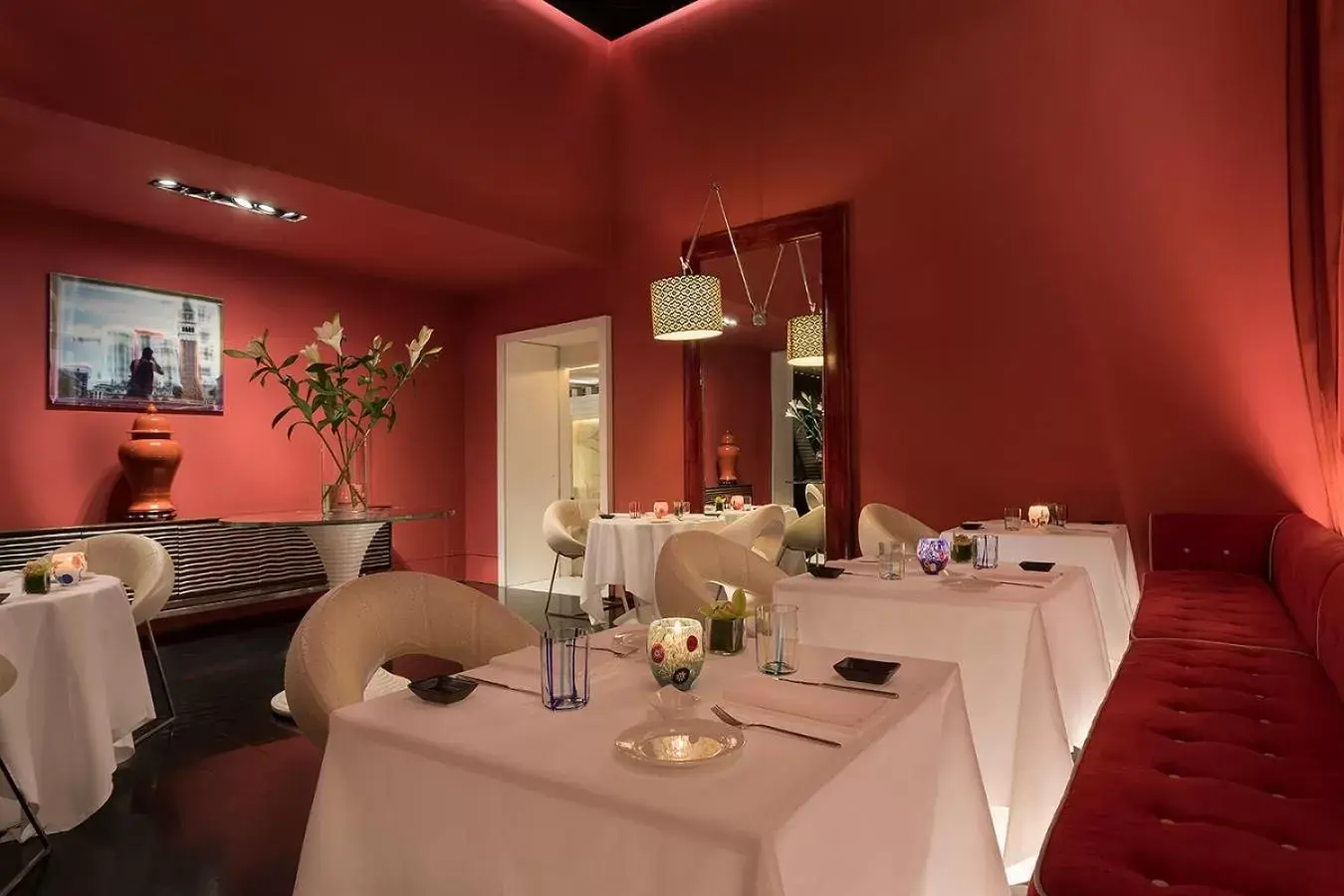Restaurant/places to eat in Sina Centurion Palace Restaurant/places to eat in Sina Centurion Palace