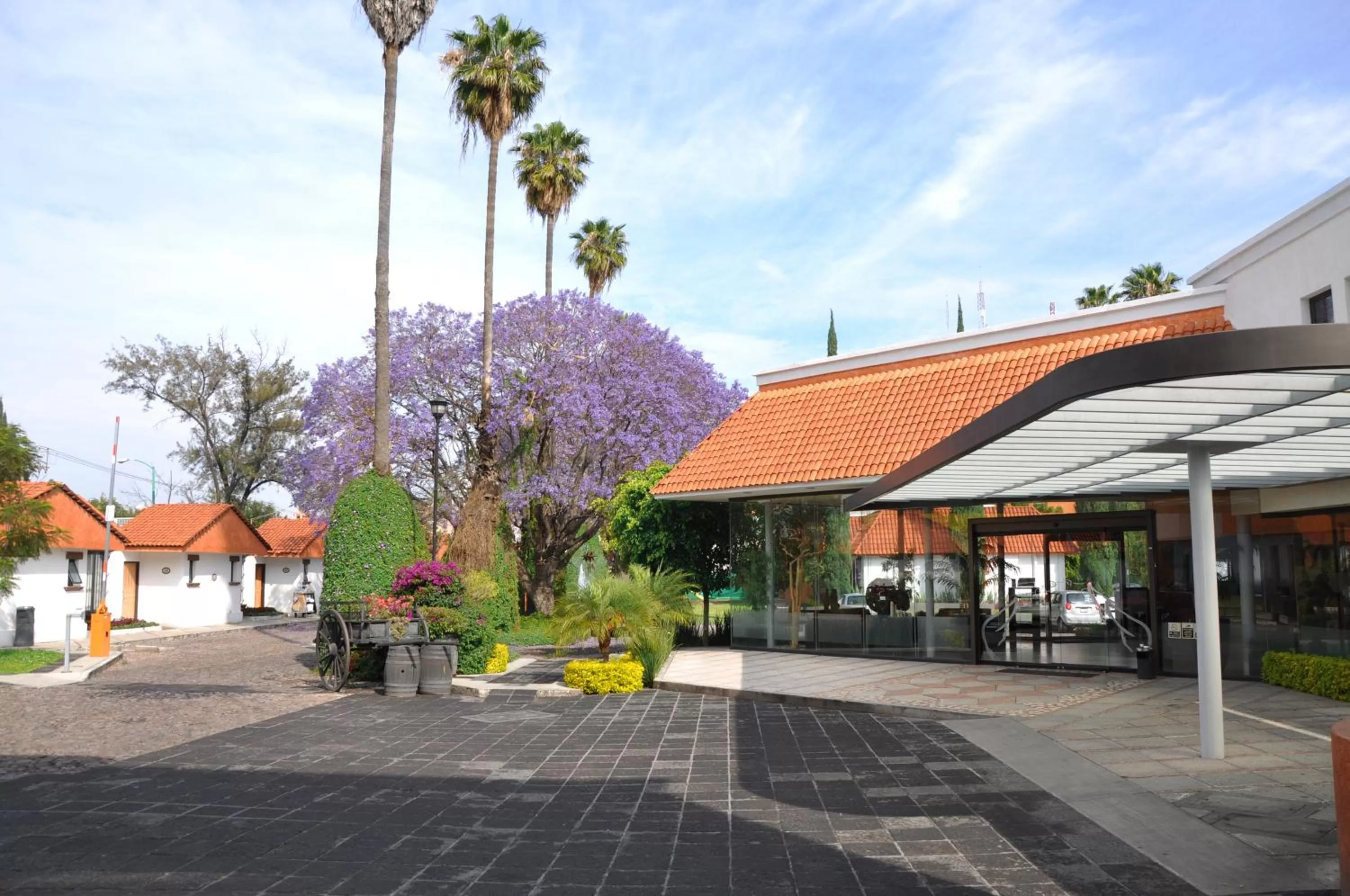 Facade/entrance in Hotel Flamingo Inn