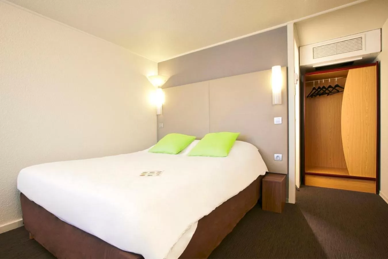 Double Room in Campanile NATURE - Bordeaux Sud Gradignan Talence