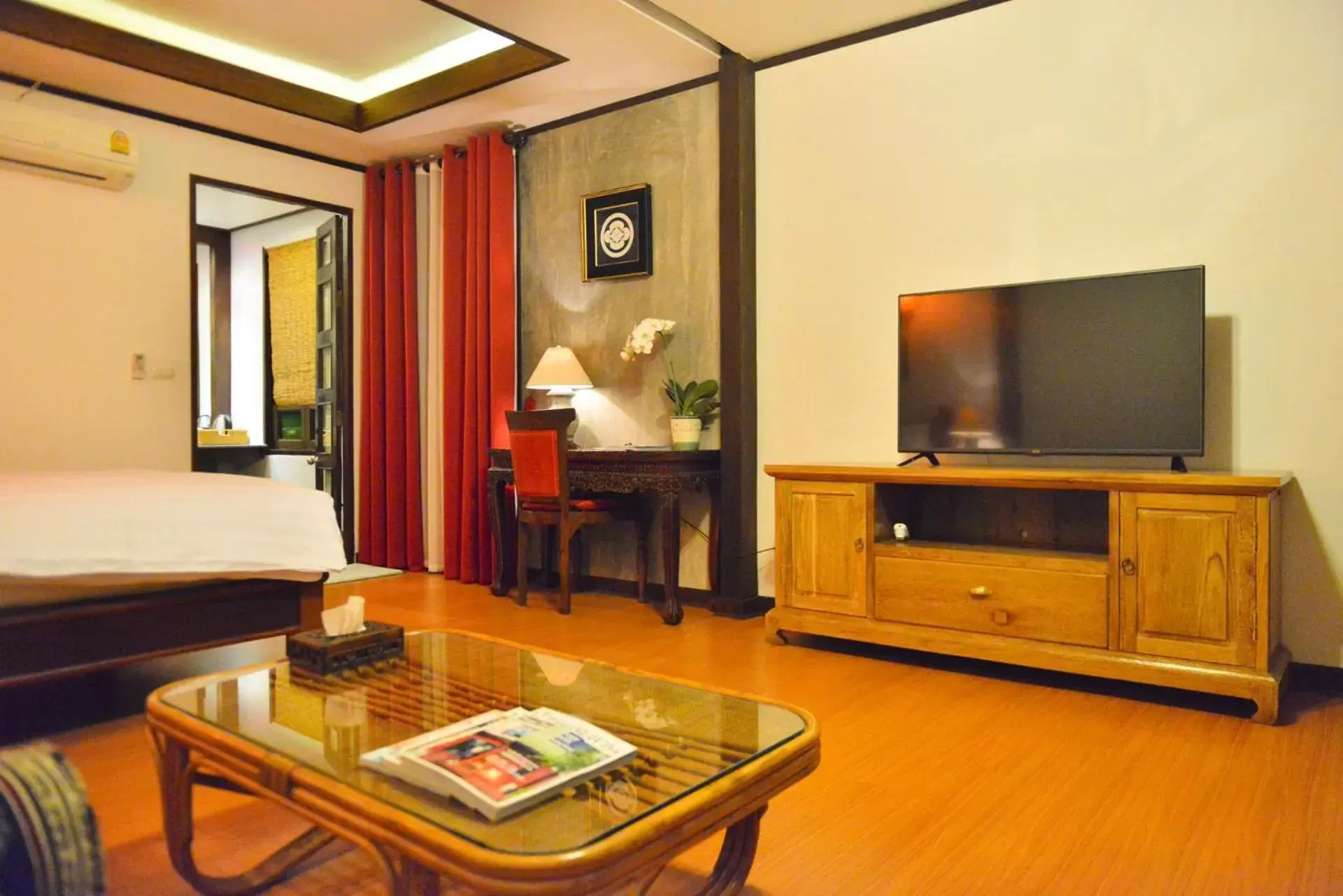 Photo of the whole room, TV/Entertainment Center in Hongkhao Village