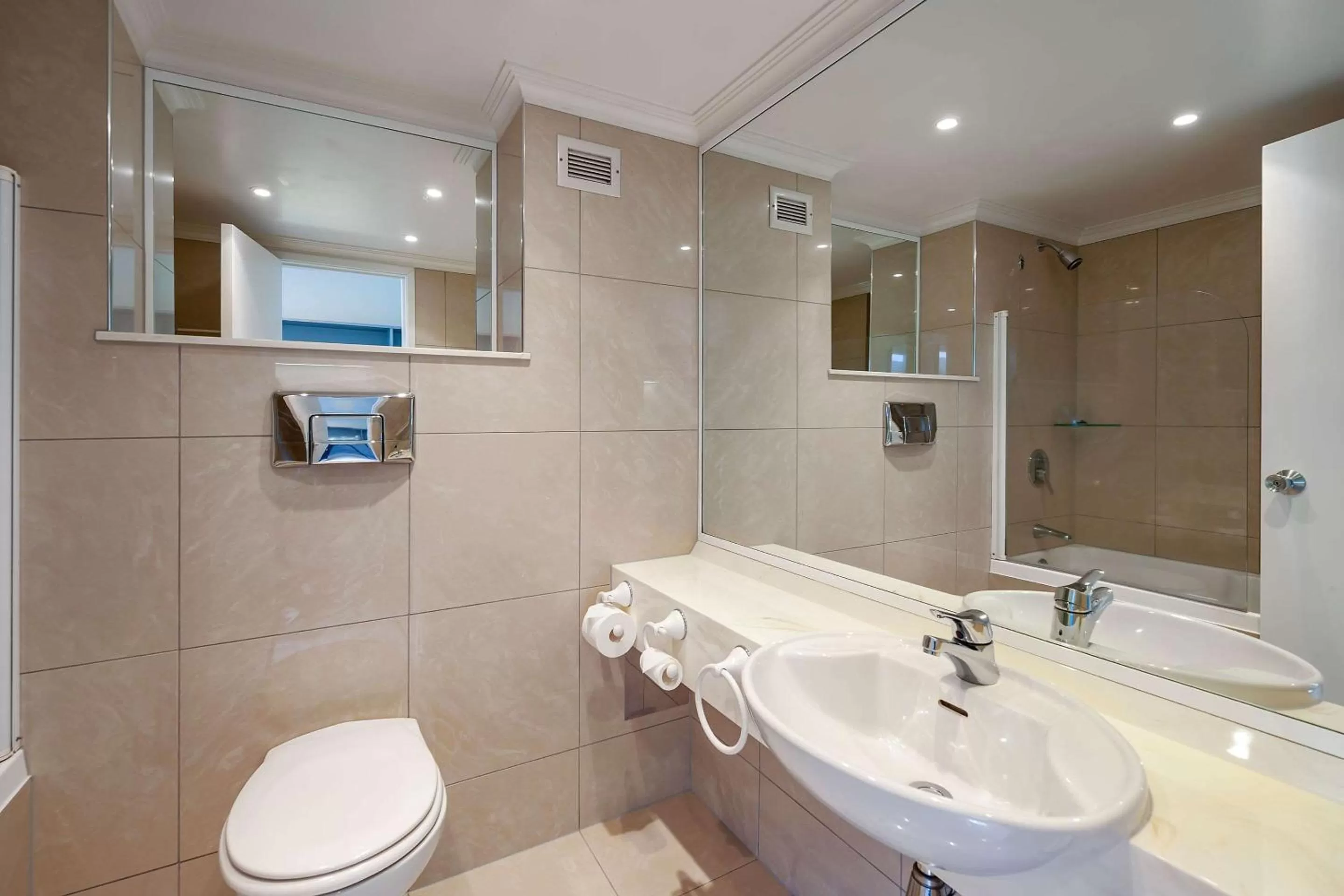 Bedroom in Quality Inn Napier