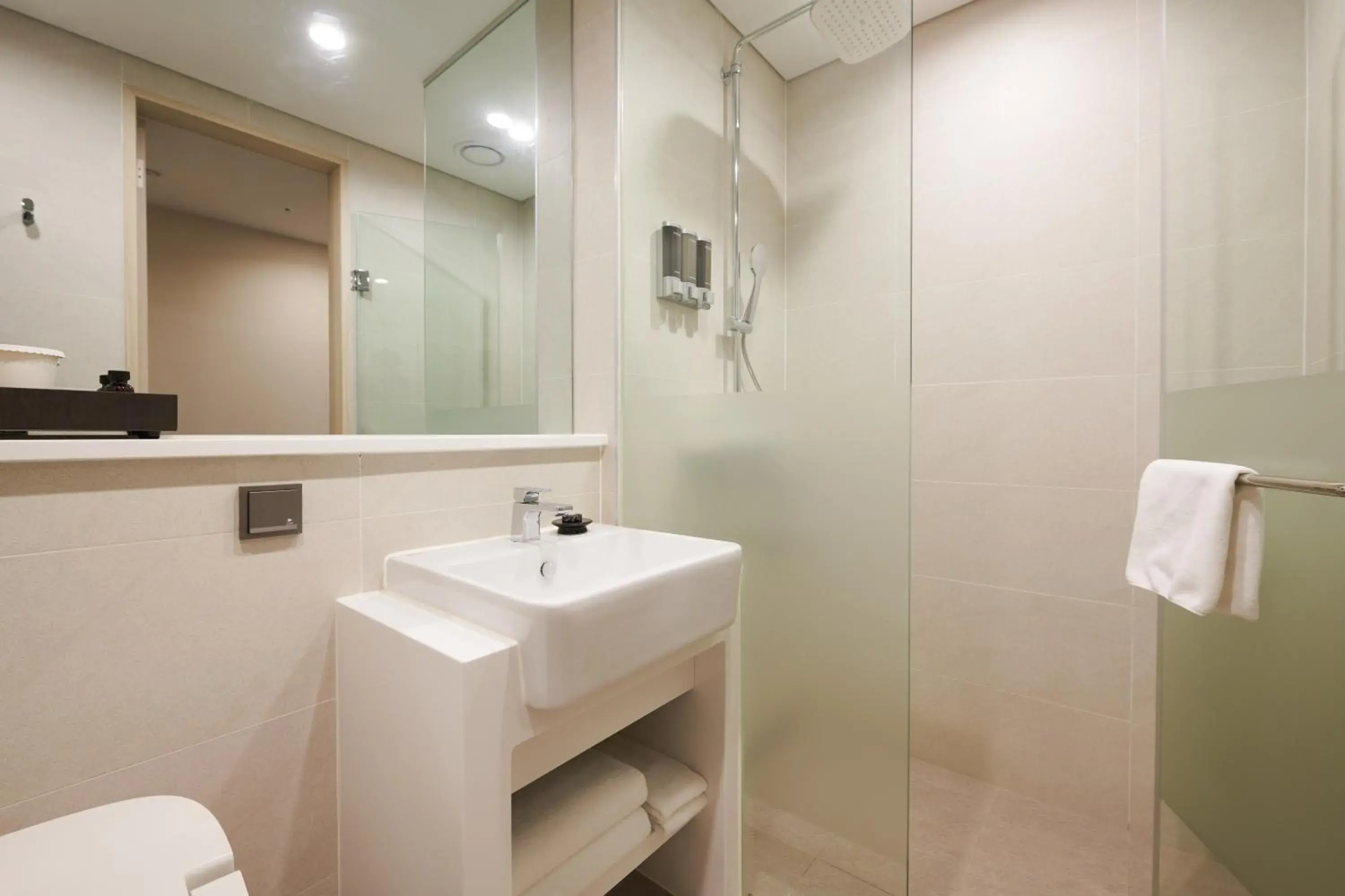 Toilet, Bathroom in Nine Tree Hotel Dongdaemun