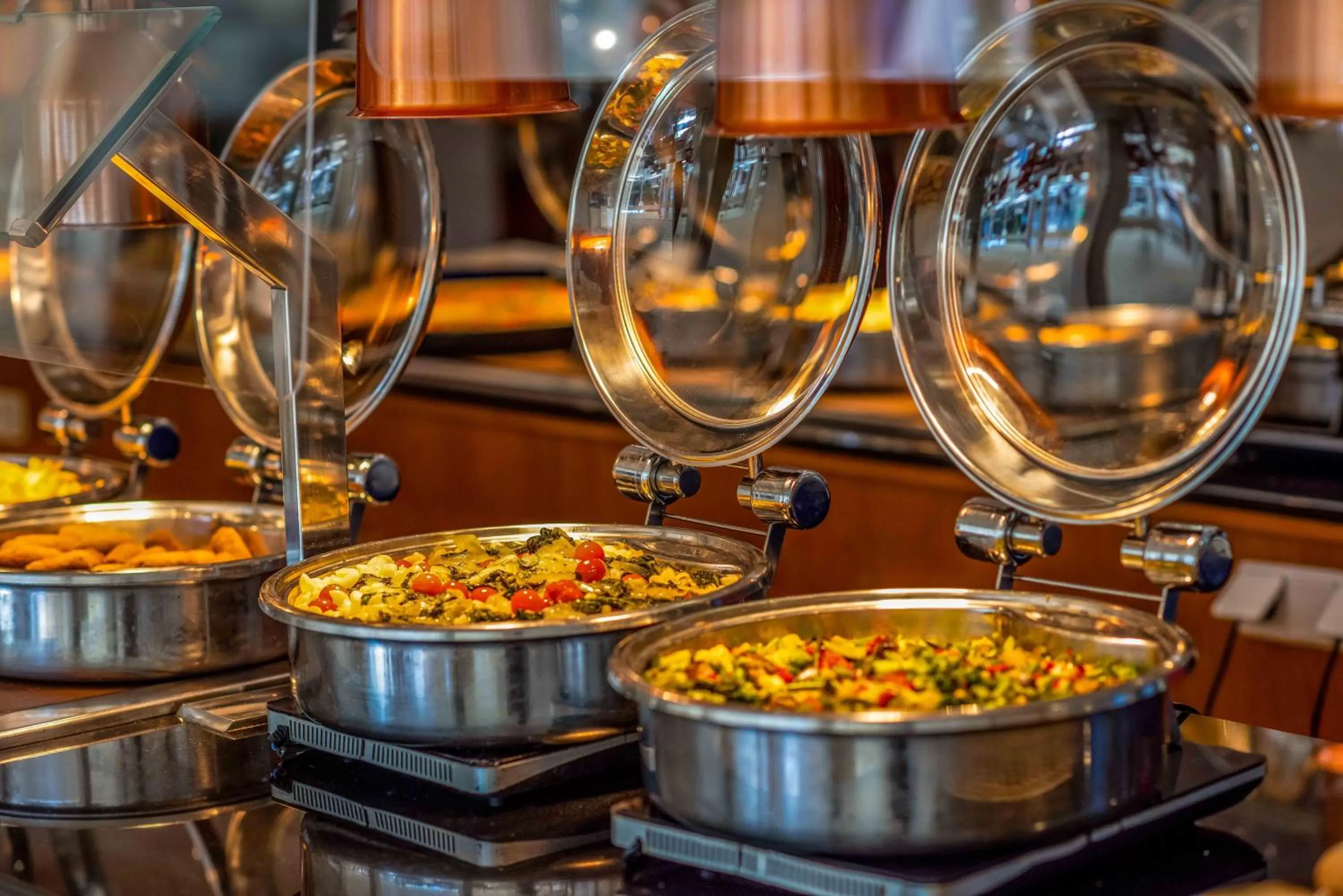 Food and drinks in Valentin Park Club