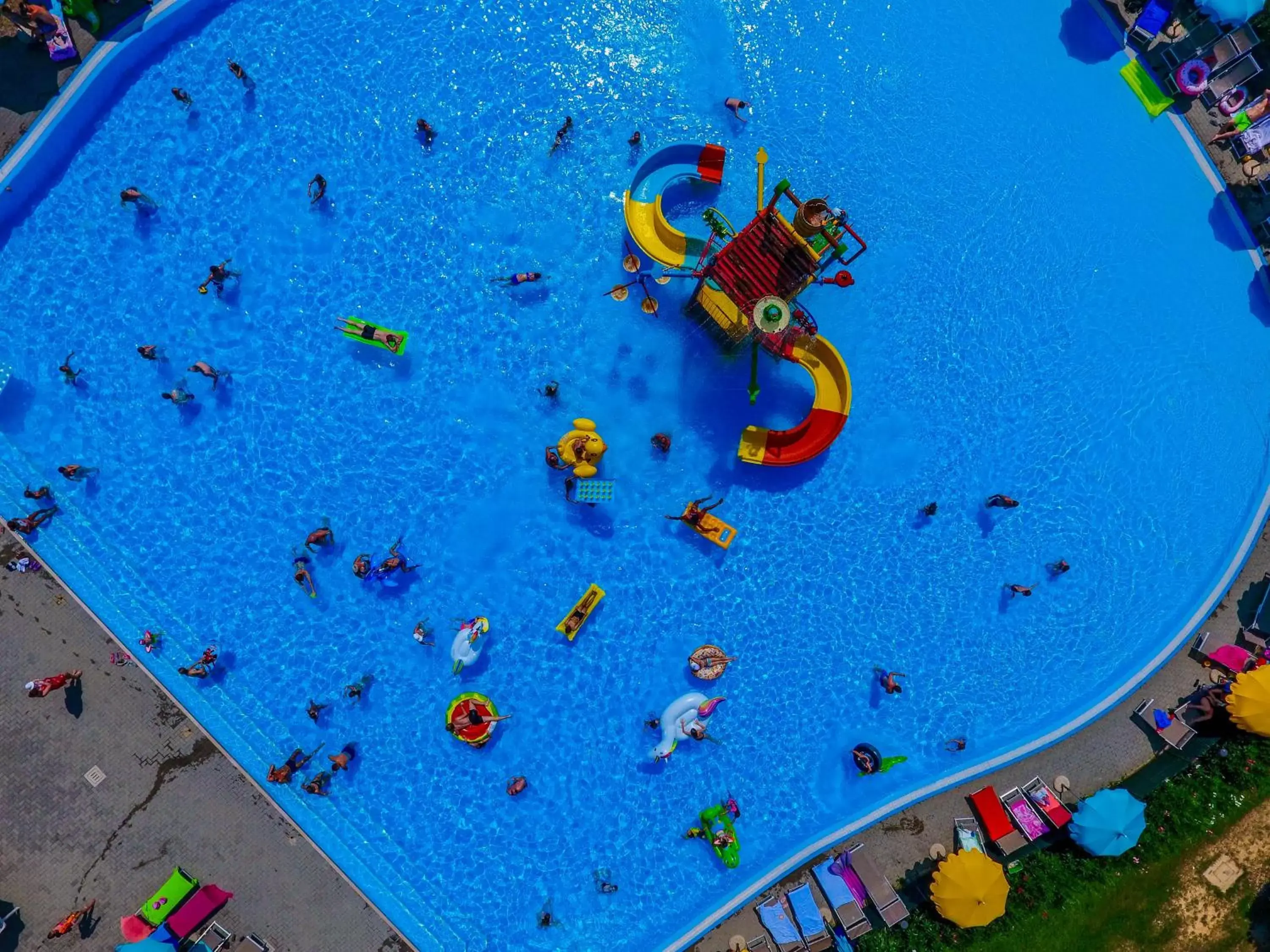 Aqua park, Swimming Pool in Belvedere Village