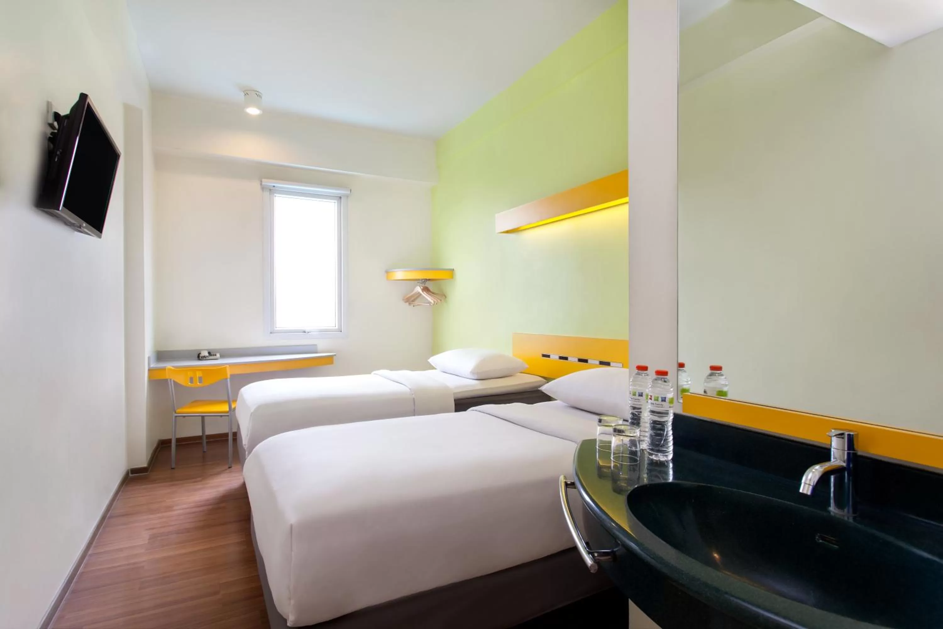 Bed in Ibis Budget Jakarta Cikini