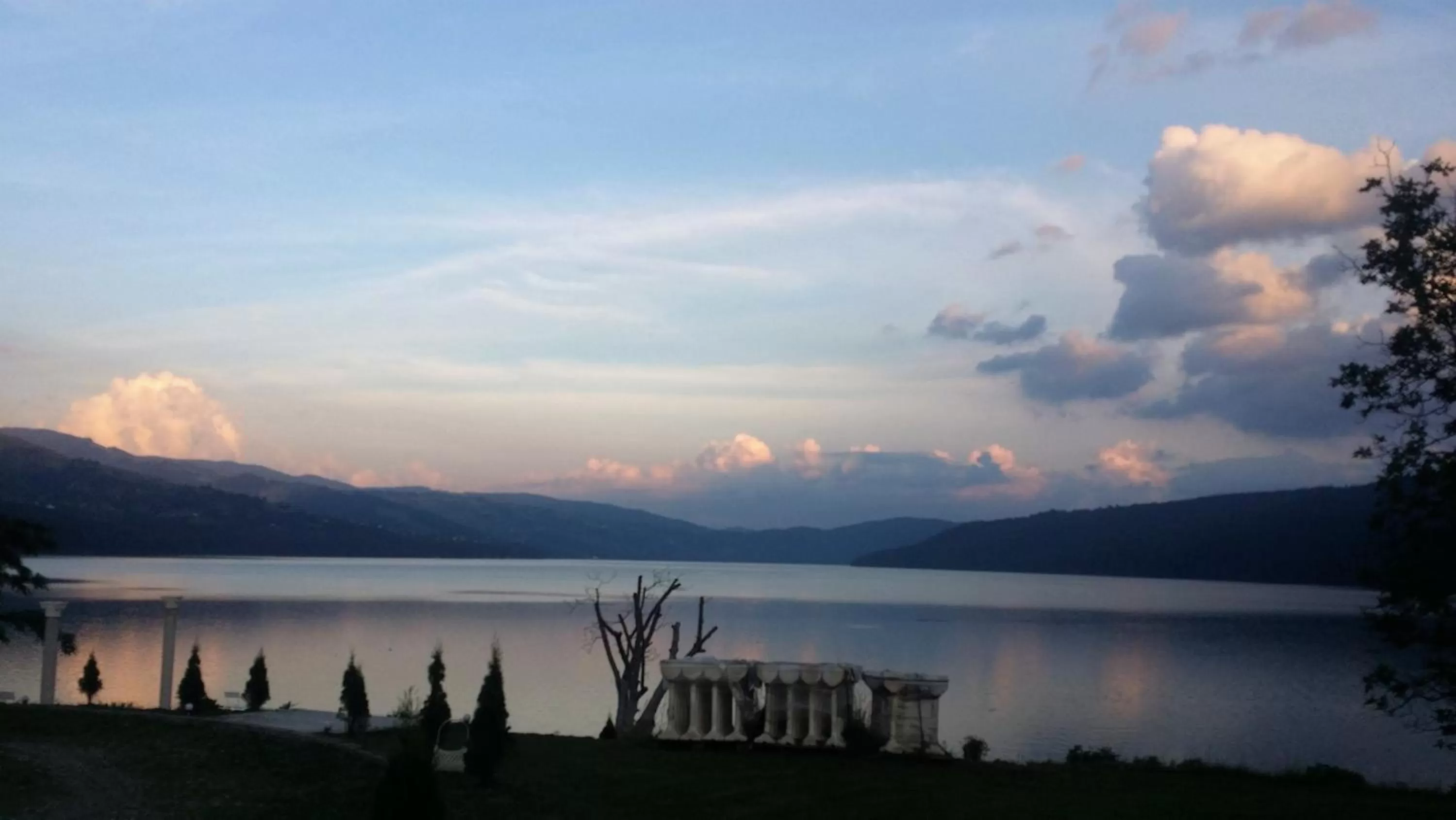 Lake view in Gradinile Romane