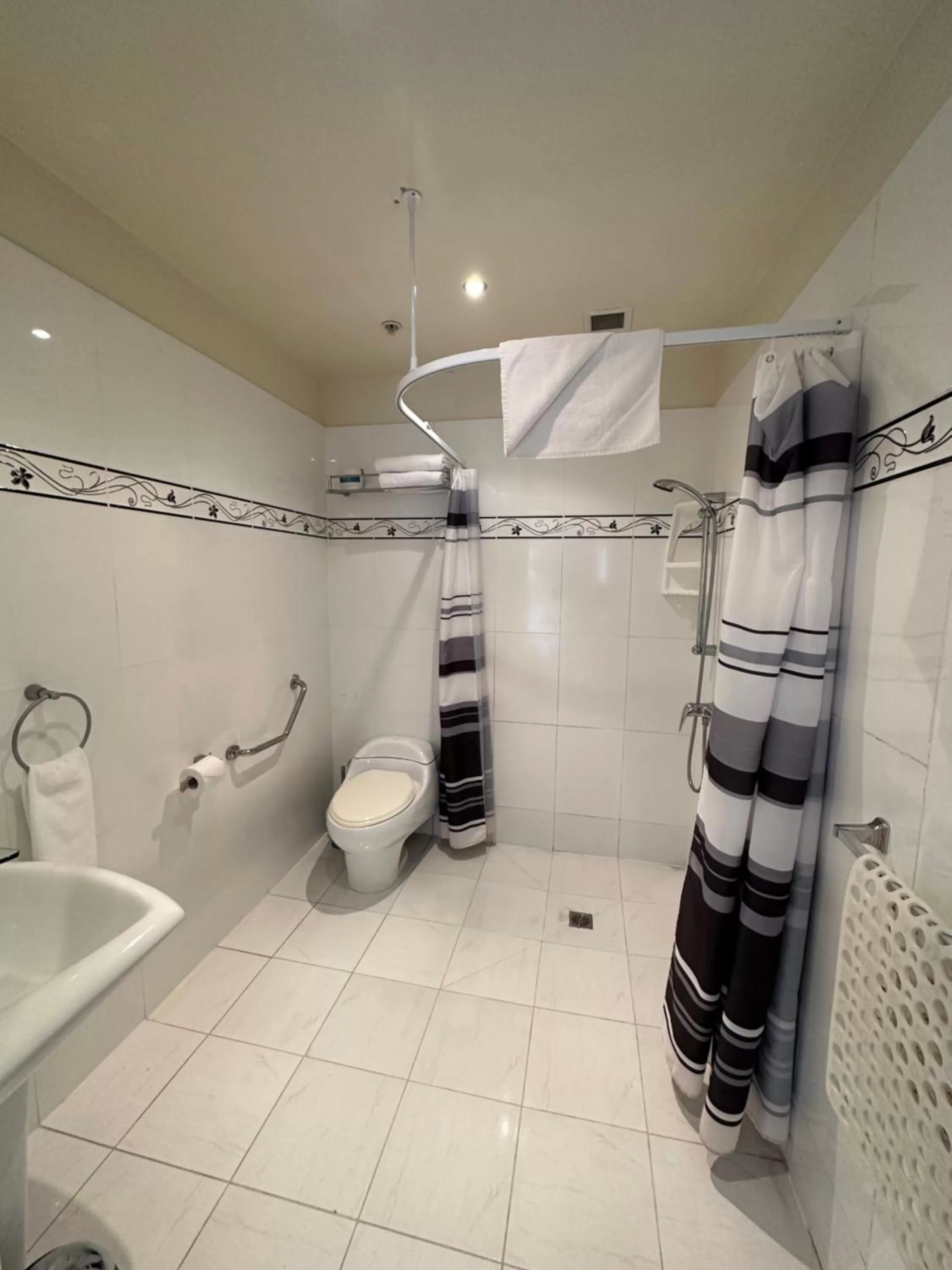 Bathroom in Trinity Hotel