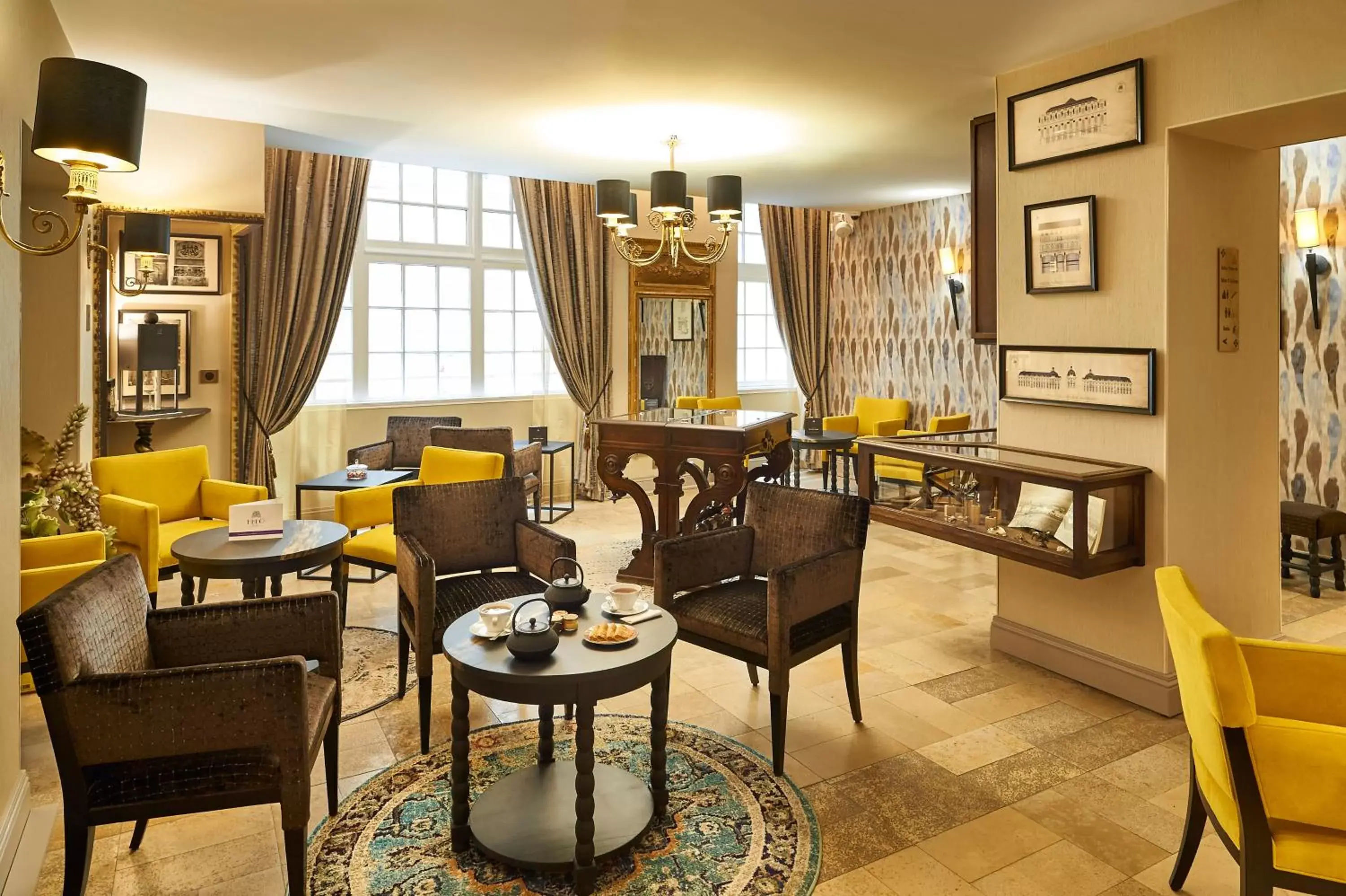 Lobby or reception, Restaurant/Places to Eat in Best Western Premier HBEO Bordeaux Centre