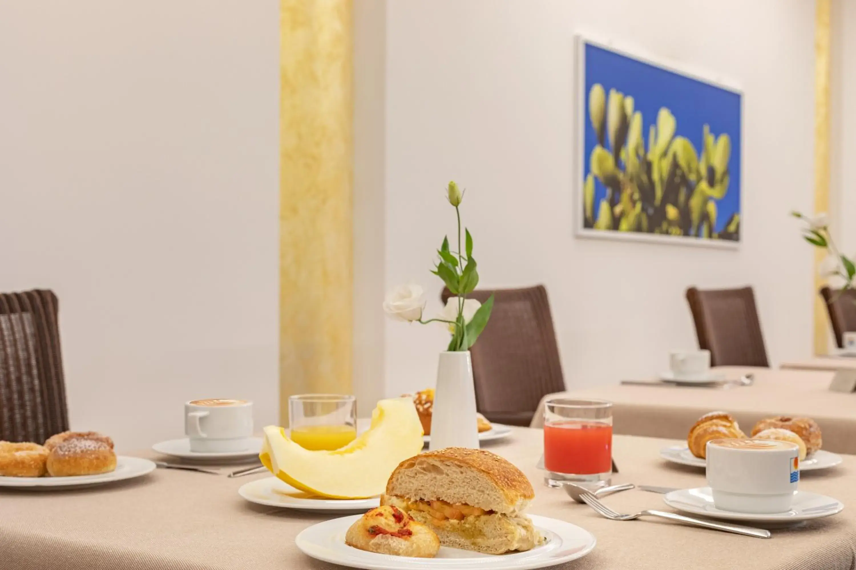 Continental breakfast, Breakfast in Hotel Sabbia d'Oro