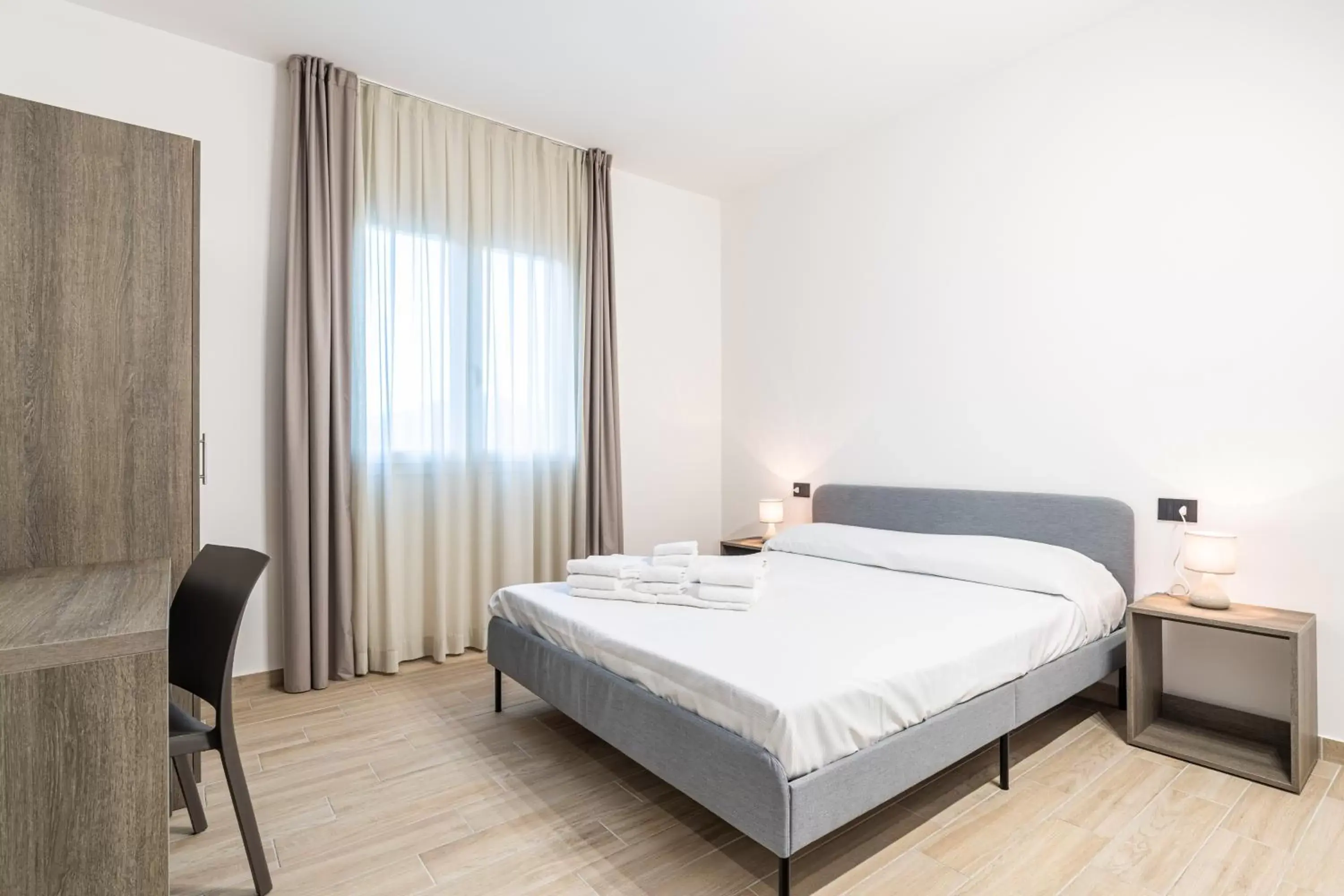 Bed in Palermo Blu - Multi Suite