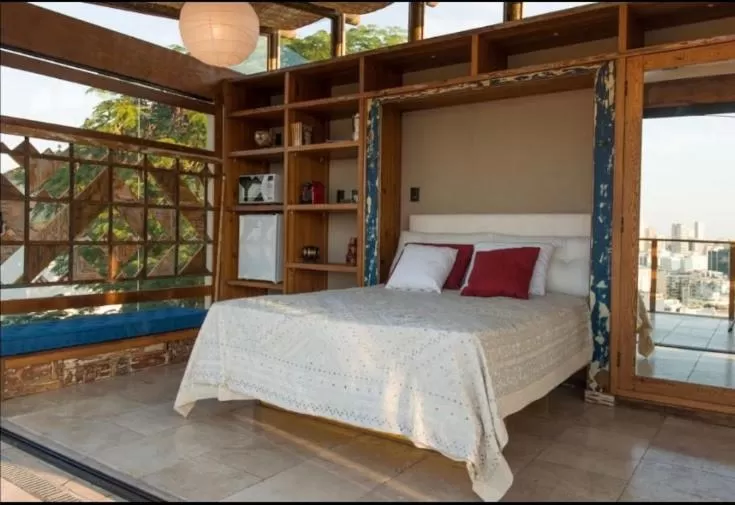 Bed in Mansion Aline