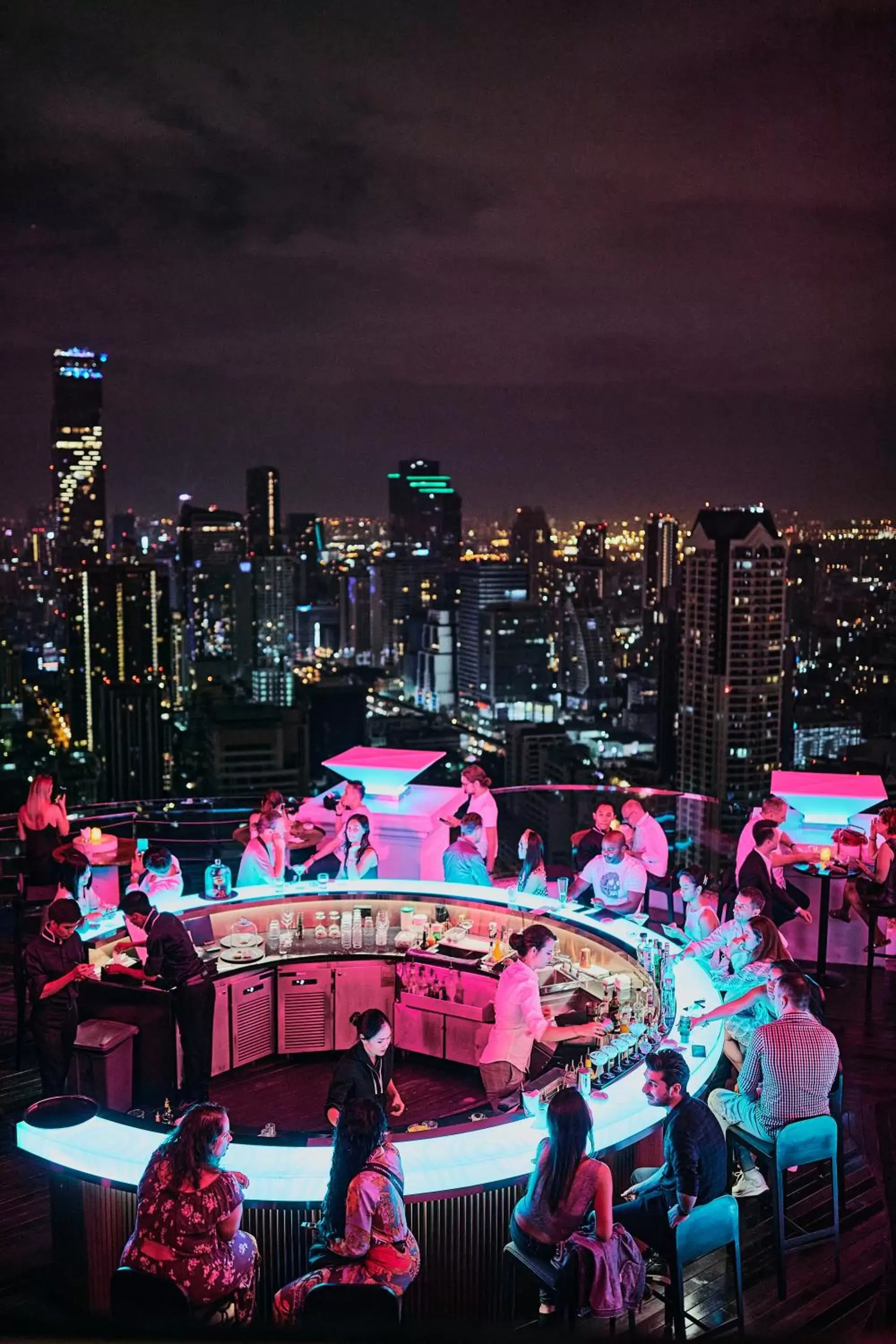 Lounge or bar in Tower Club at lebua