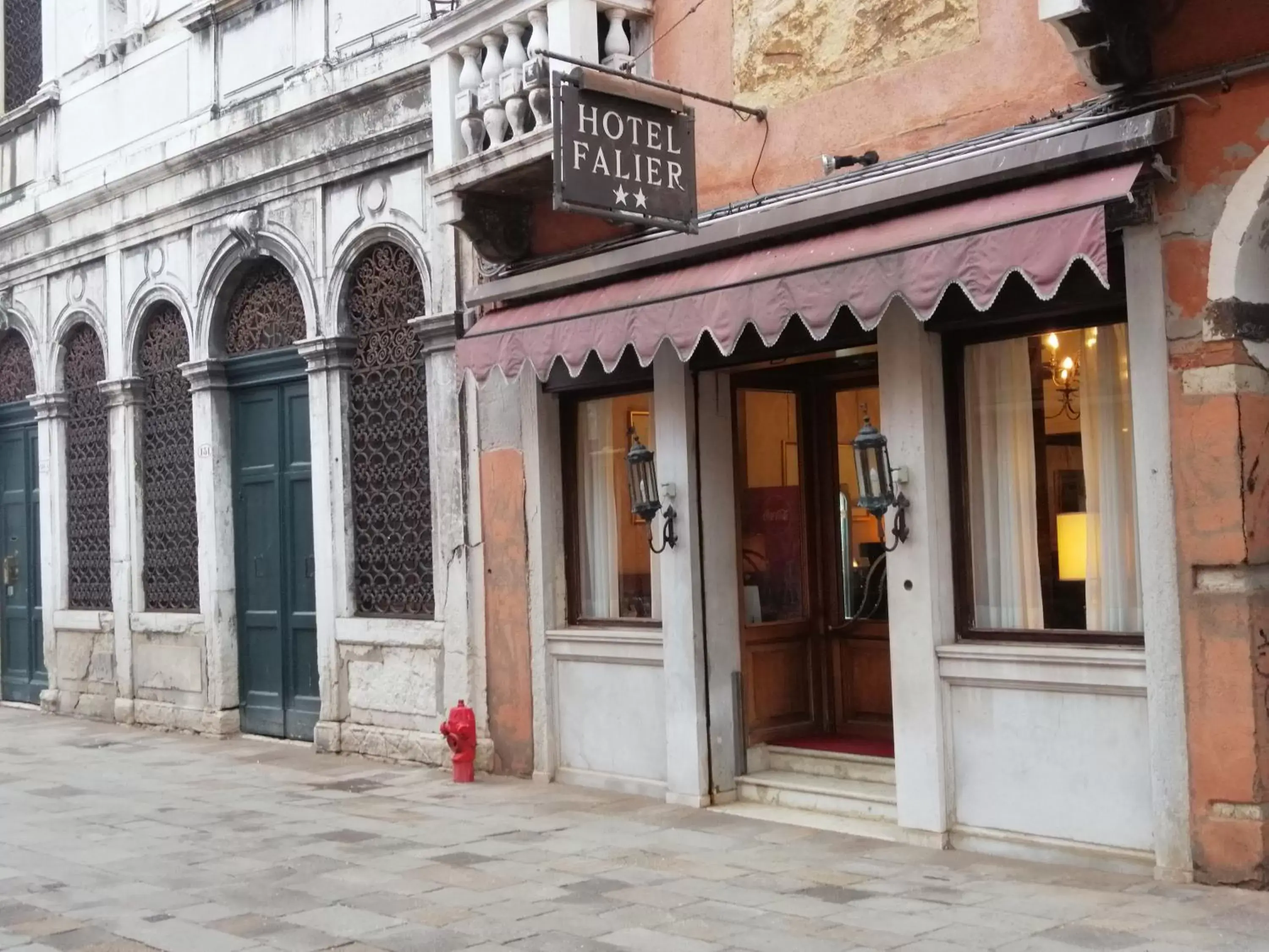 Facade/entrance in Hotel Falier