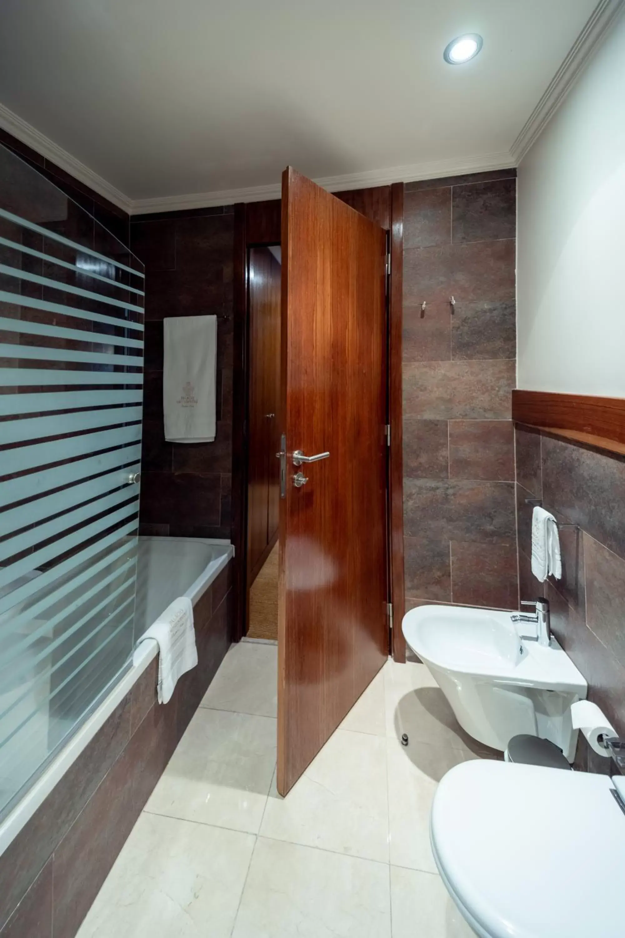 Bathroom in Palacio São Silvestre-Boutique Hotel