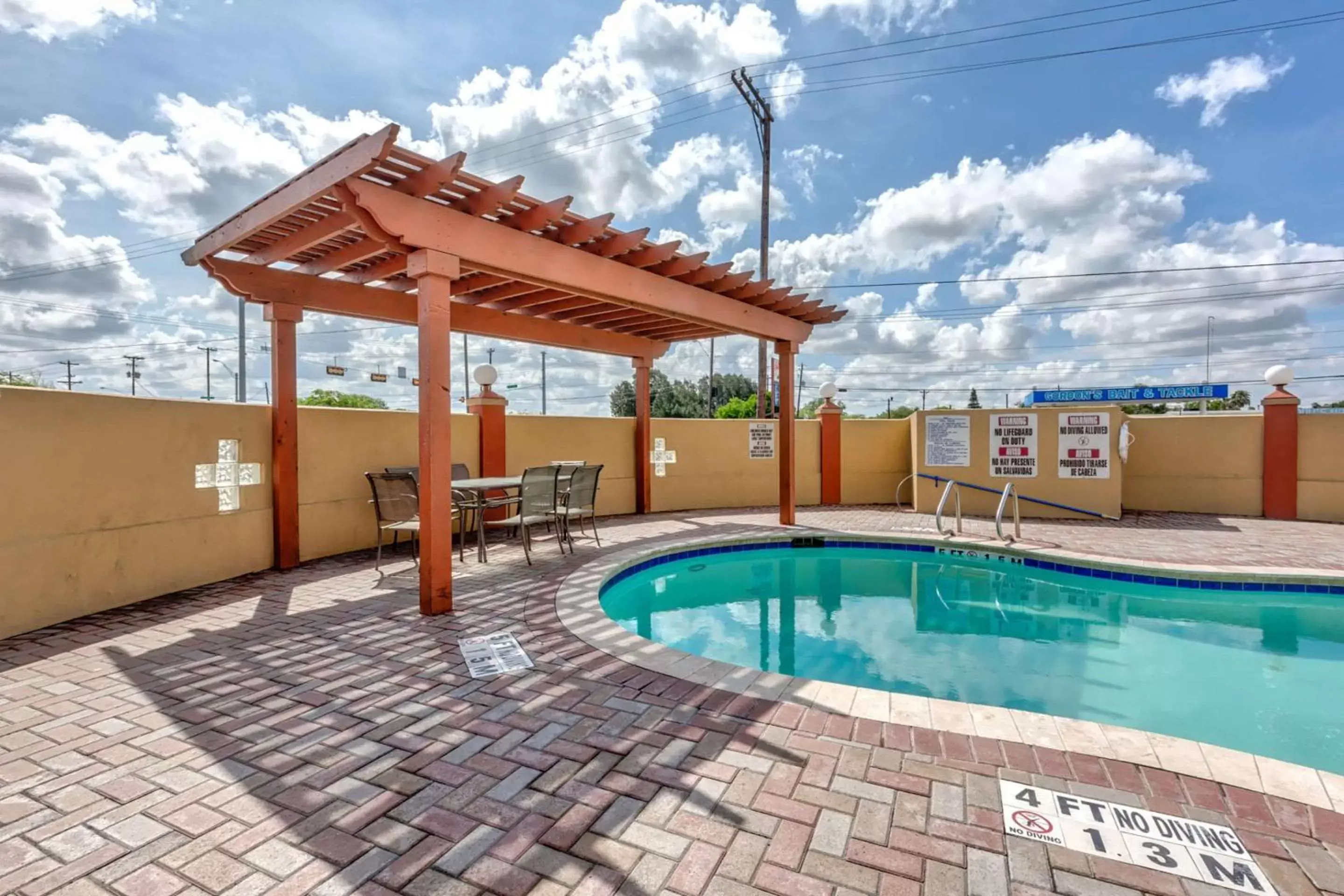 On site, Swimming Pool in Quality Inn - Brownsville