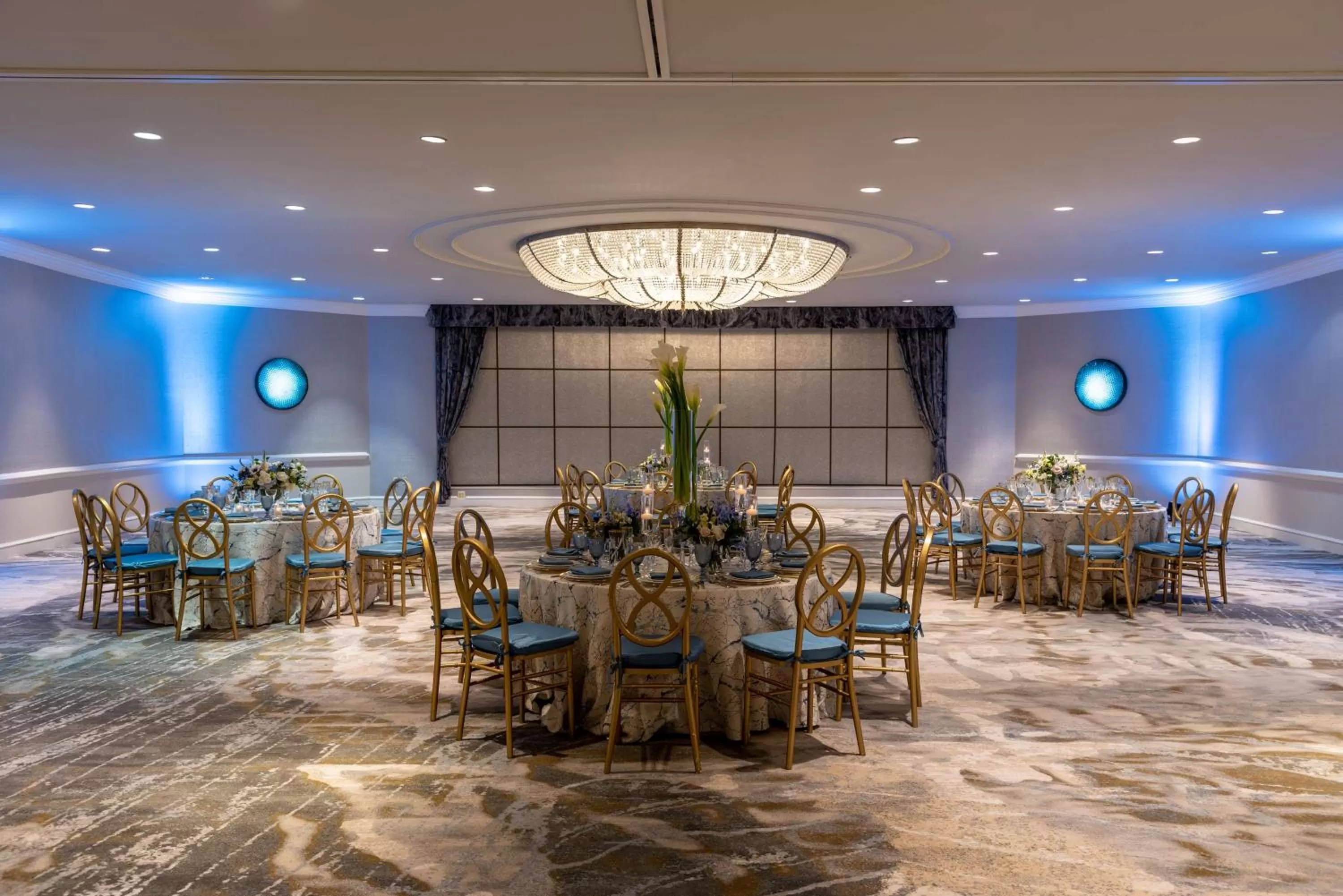 Meeting/conference room in Hilton Alexandria Mark Center