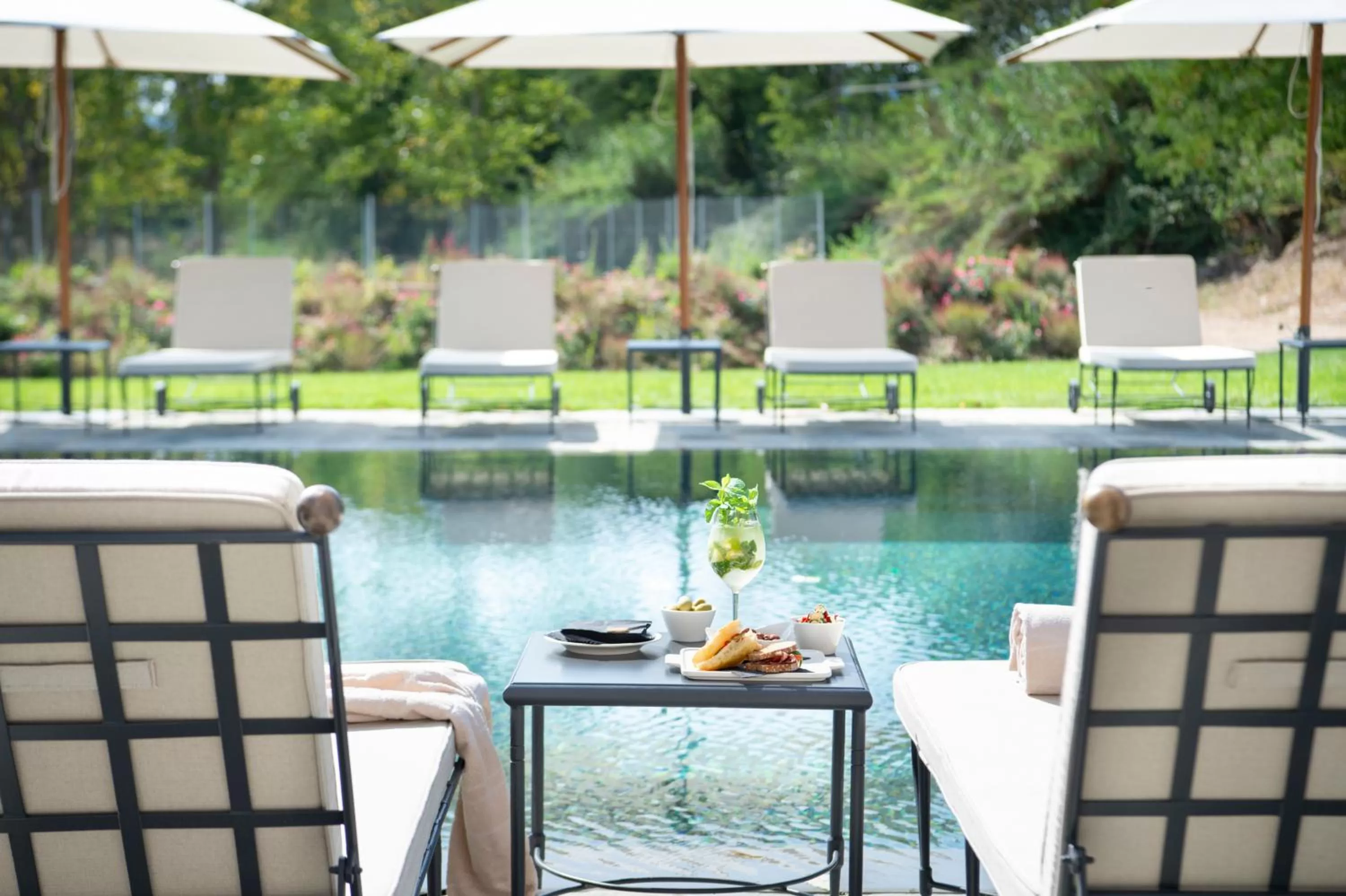 Swimming pool in Viesca Toscana Suites & Villas