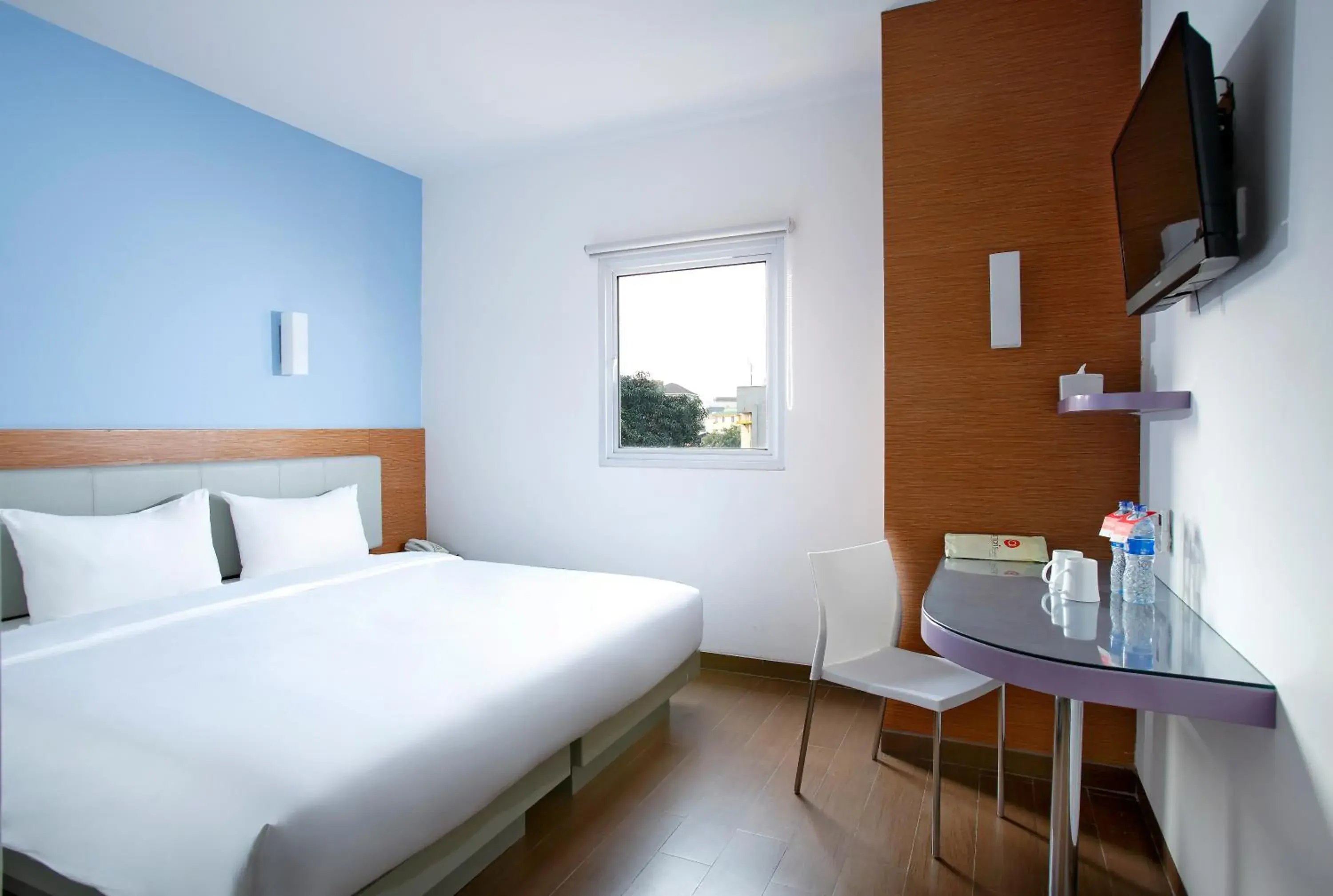 Bedroom, Bed in Amaris Hotel Tebet