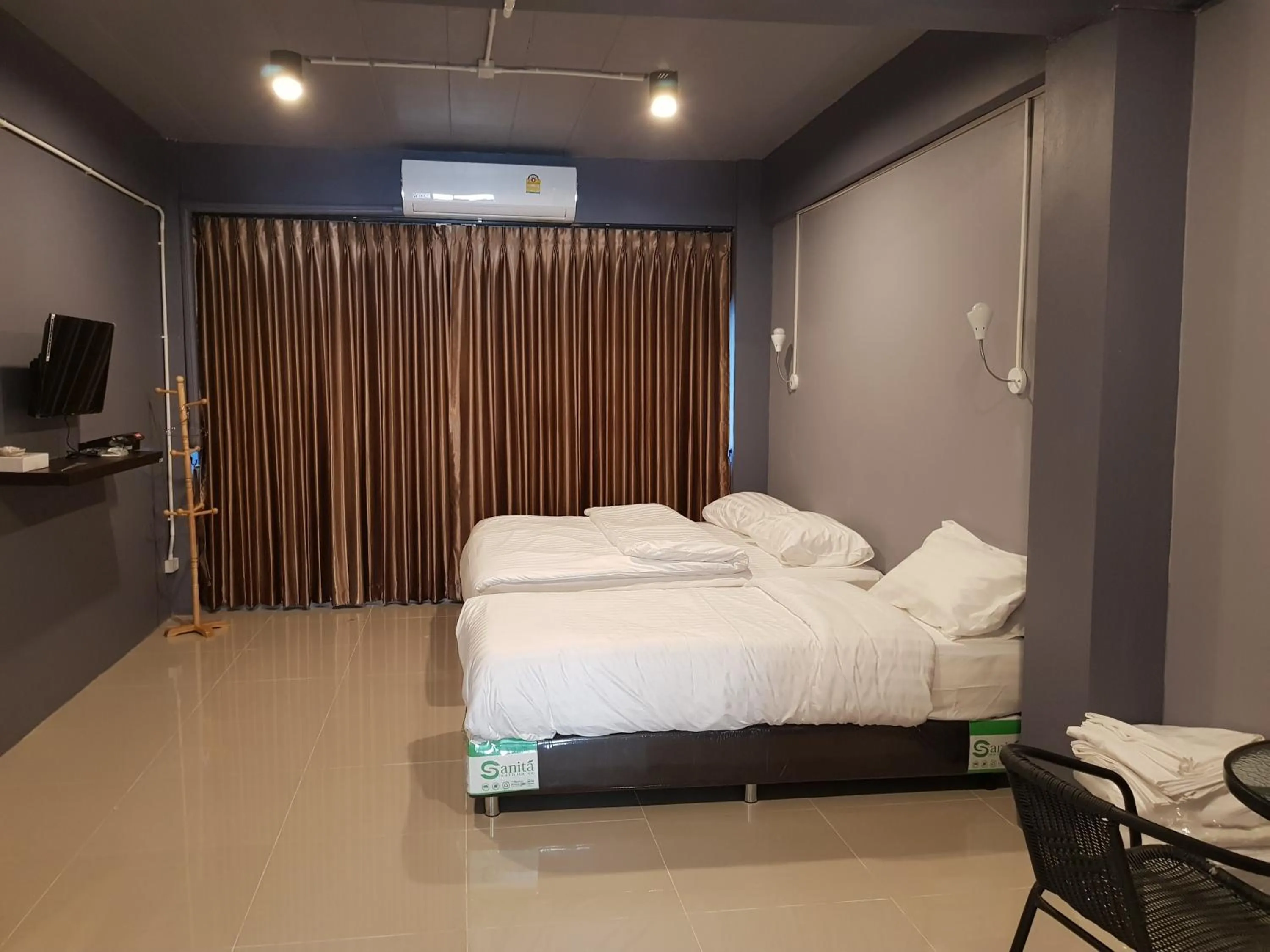 Bed in SleepCats Hostel