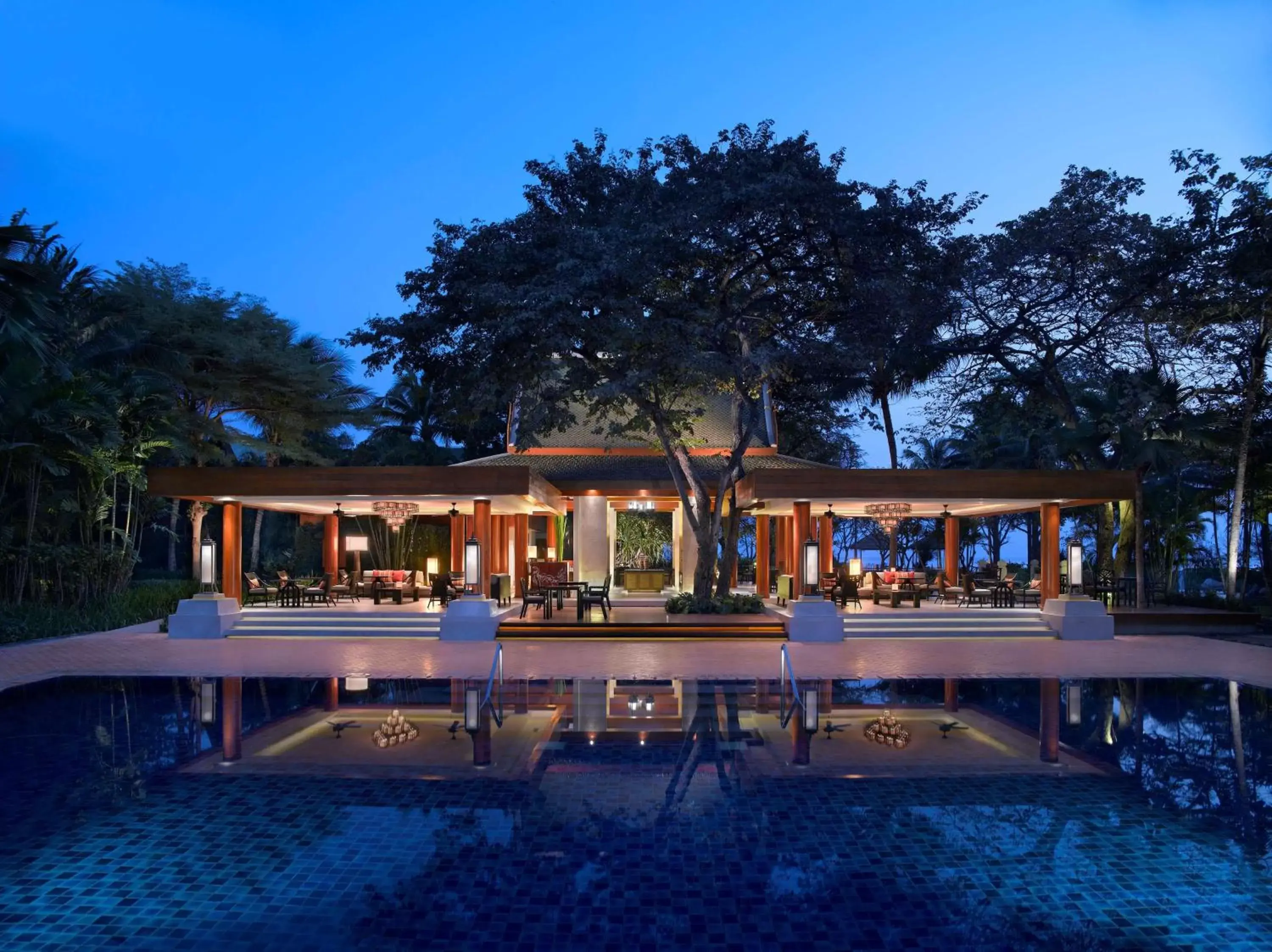 Lounge or bar in Hyatt Regency Hua Hin Lounge or bar in Hyatt Regency Hua Hin