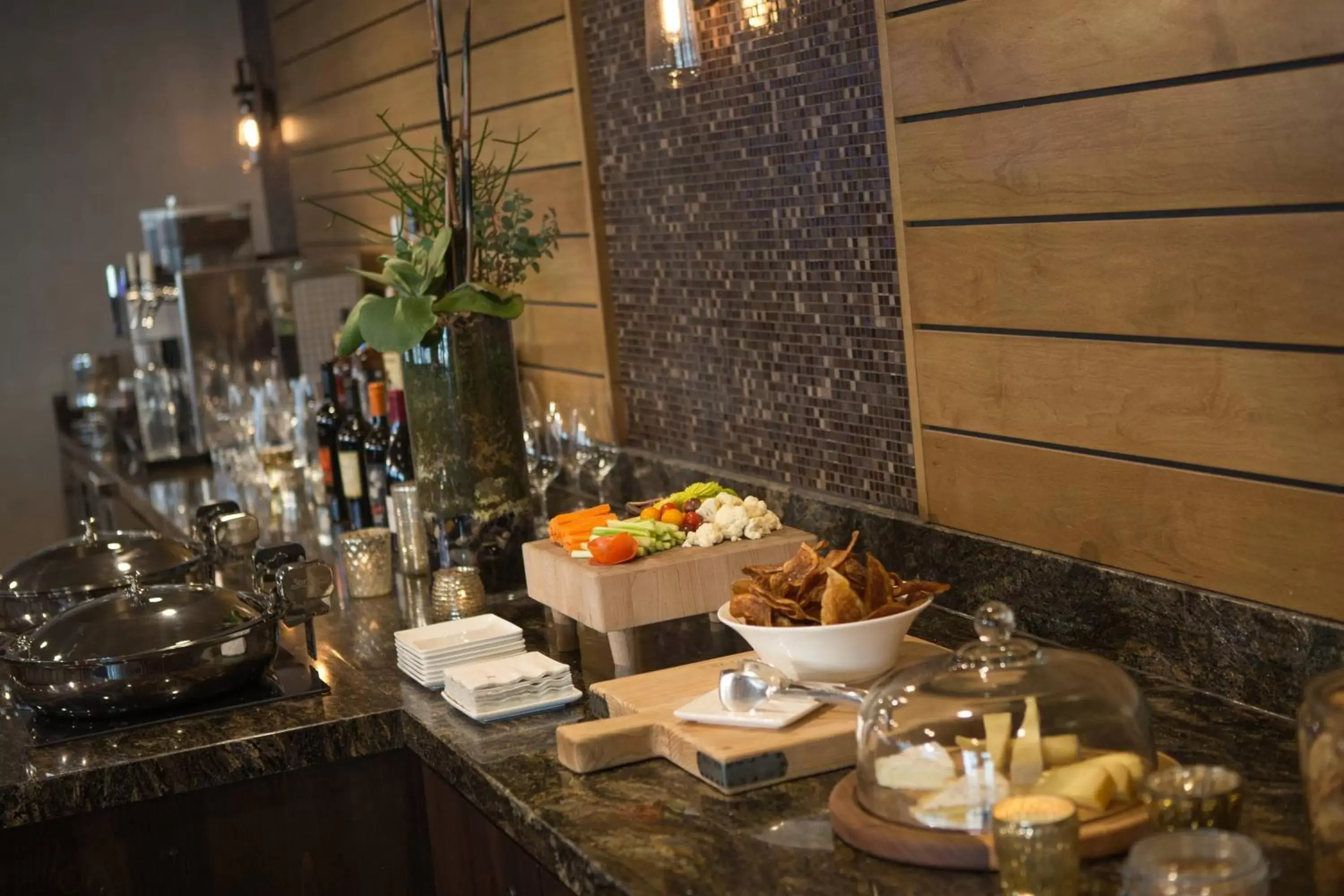Lounge or bar, Restaurant/Places to Eat in Renaissance Allentown Hotel