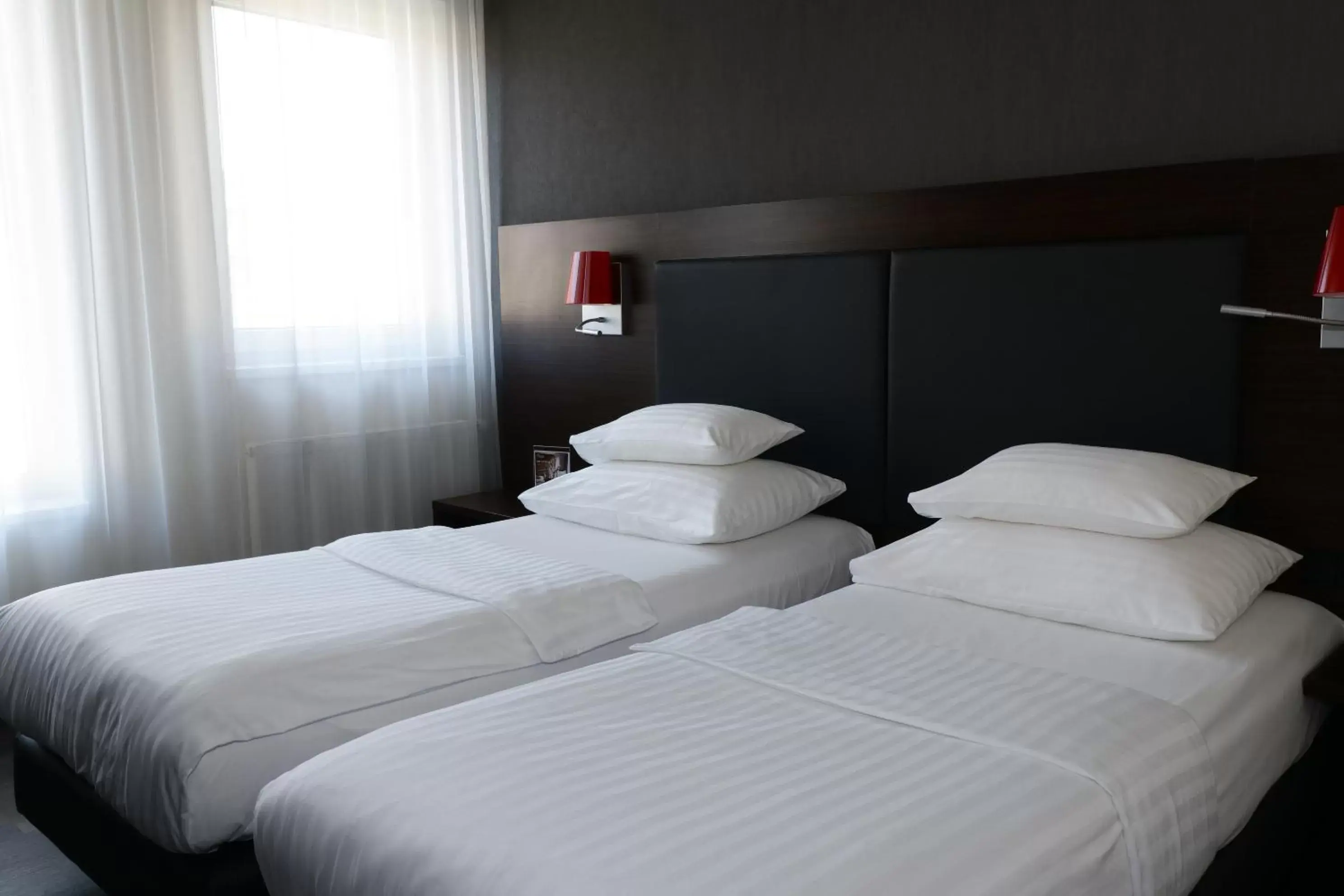 Bed in Best Western Plus Plaza Hotel Graz