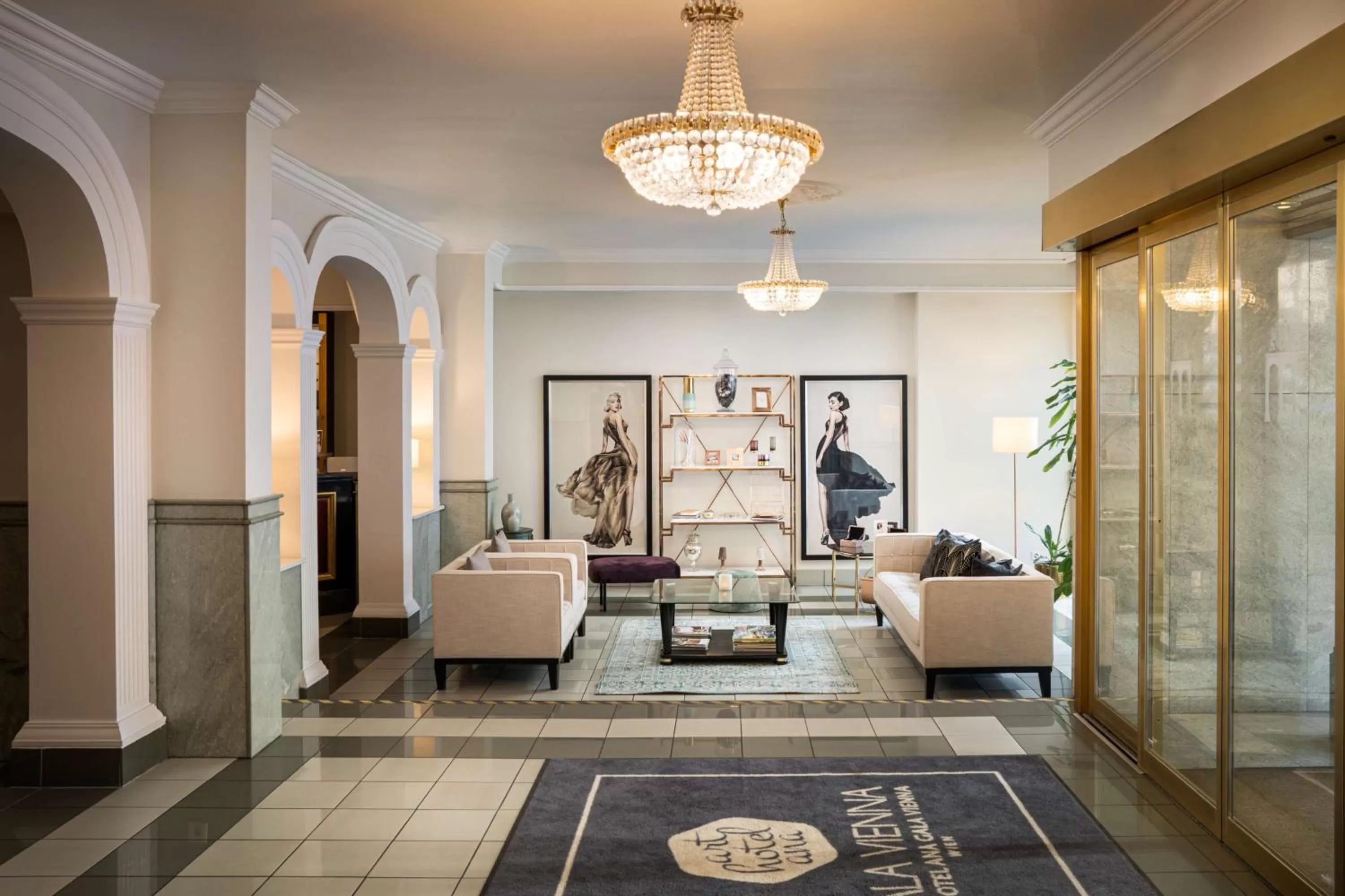 Lobby or reception in Arthotel ANA Gala