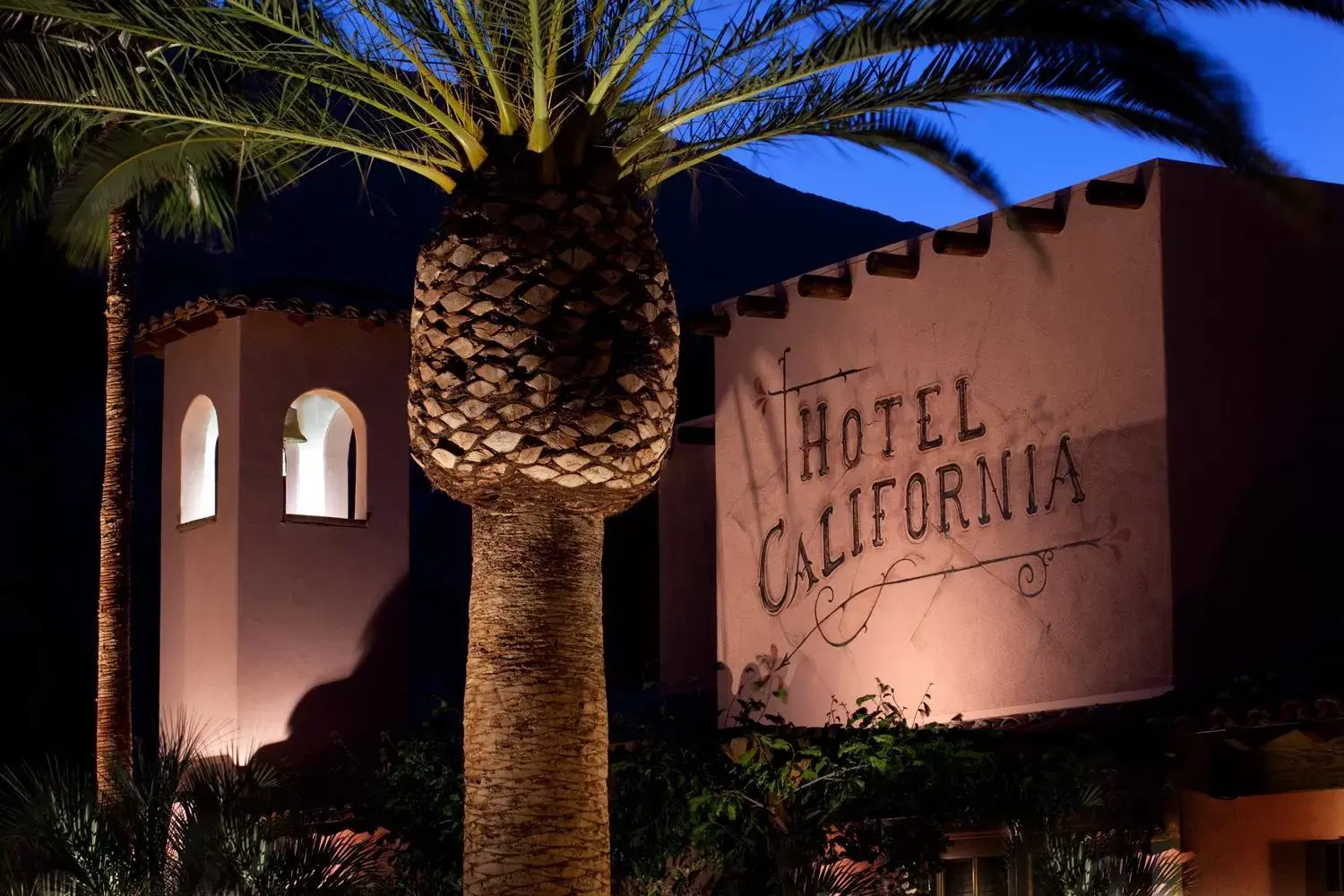 Facade/entrance in Hotel California